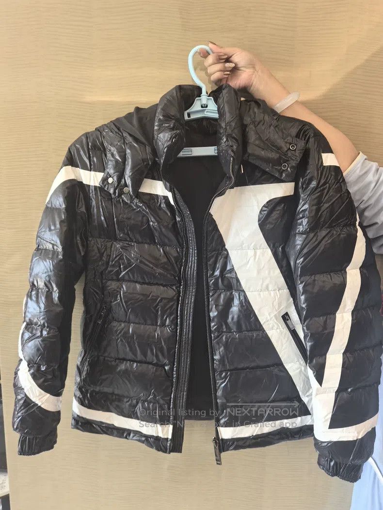 Valentino Valentino Black glossy down jacket Size US S / EU 44-46 / 1 - 3 Thumbnail