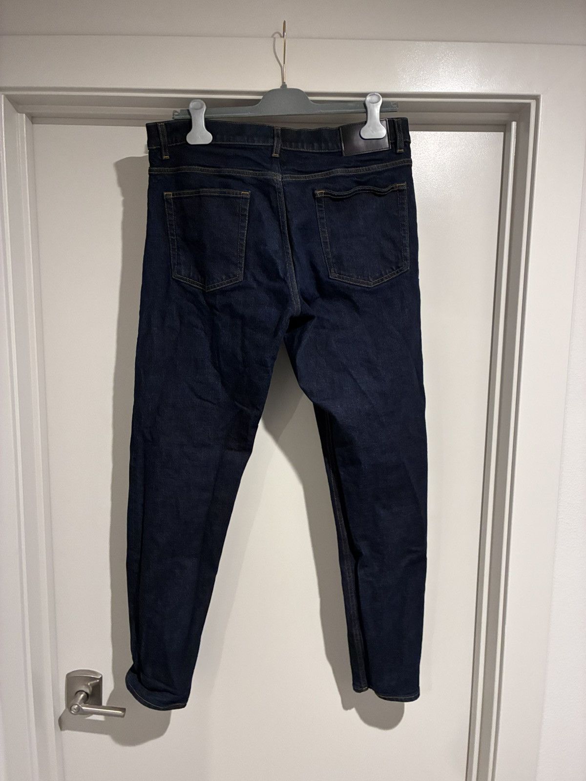 Theory athletic jeans Size US 33 - 2 Thumbnail