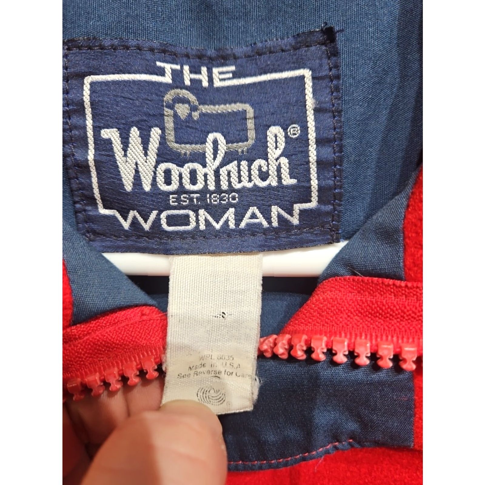 Vintage VINTAGE Woolrich Womens Large Full Zip Jacket Coat Red Wool 1940s 50s USA Woolrich Full Zip Jacket Womens Large Red Wool 1940s 50s Vetigeous? Size L / US 10 / IT 46 - 2 Thumbnail