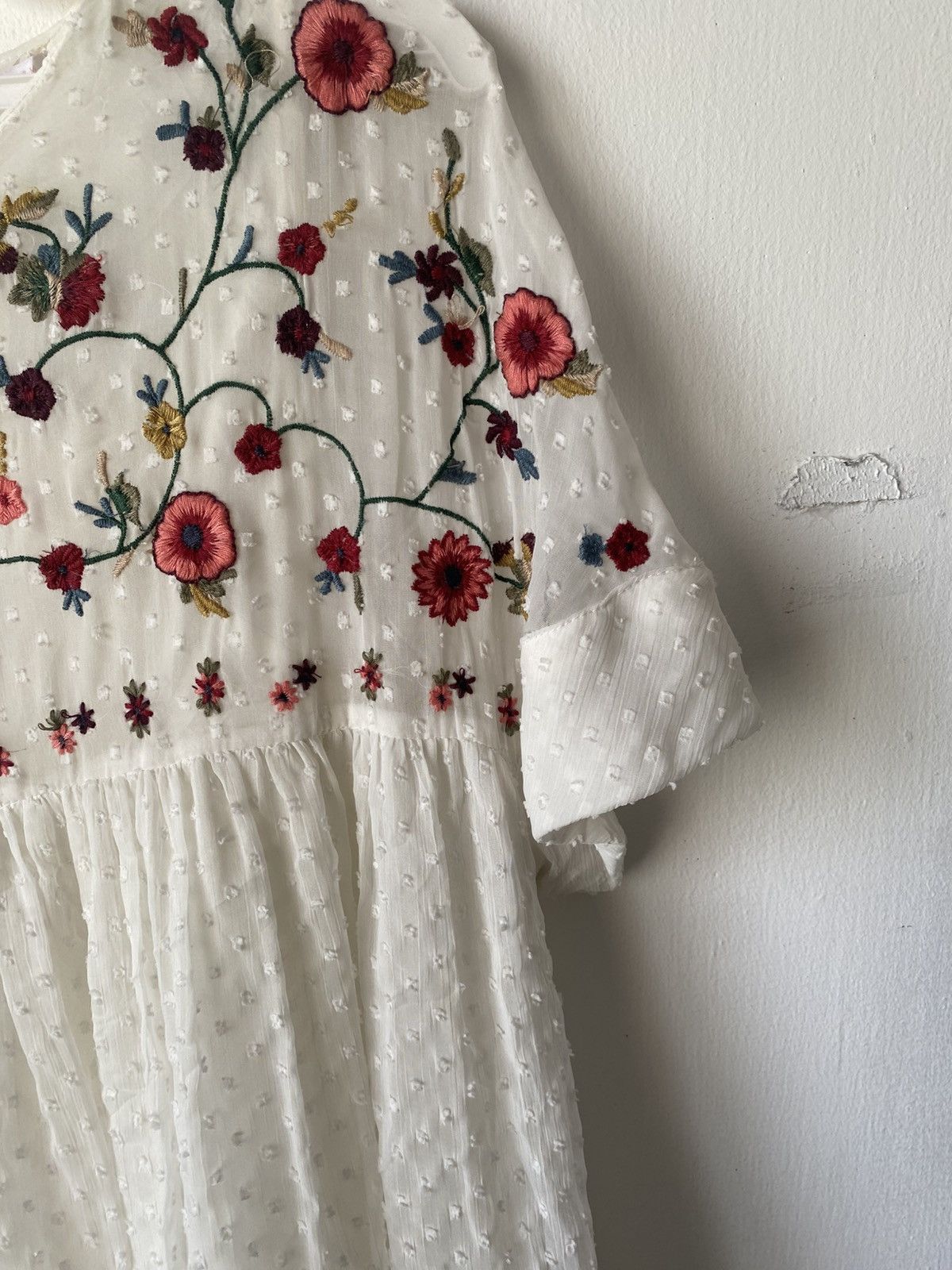 Zara Zara Trafuluc Collection Embroided Lace Flower Mini Dress Size M / US 6-8 / IT 42-44 - 4 Thumbnail