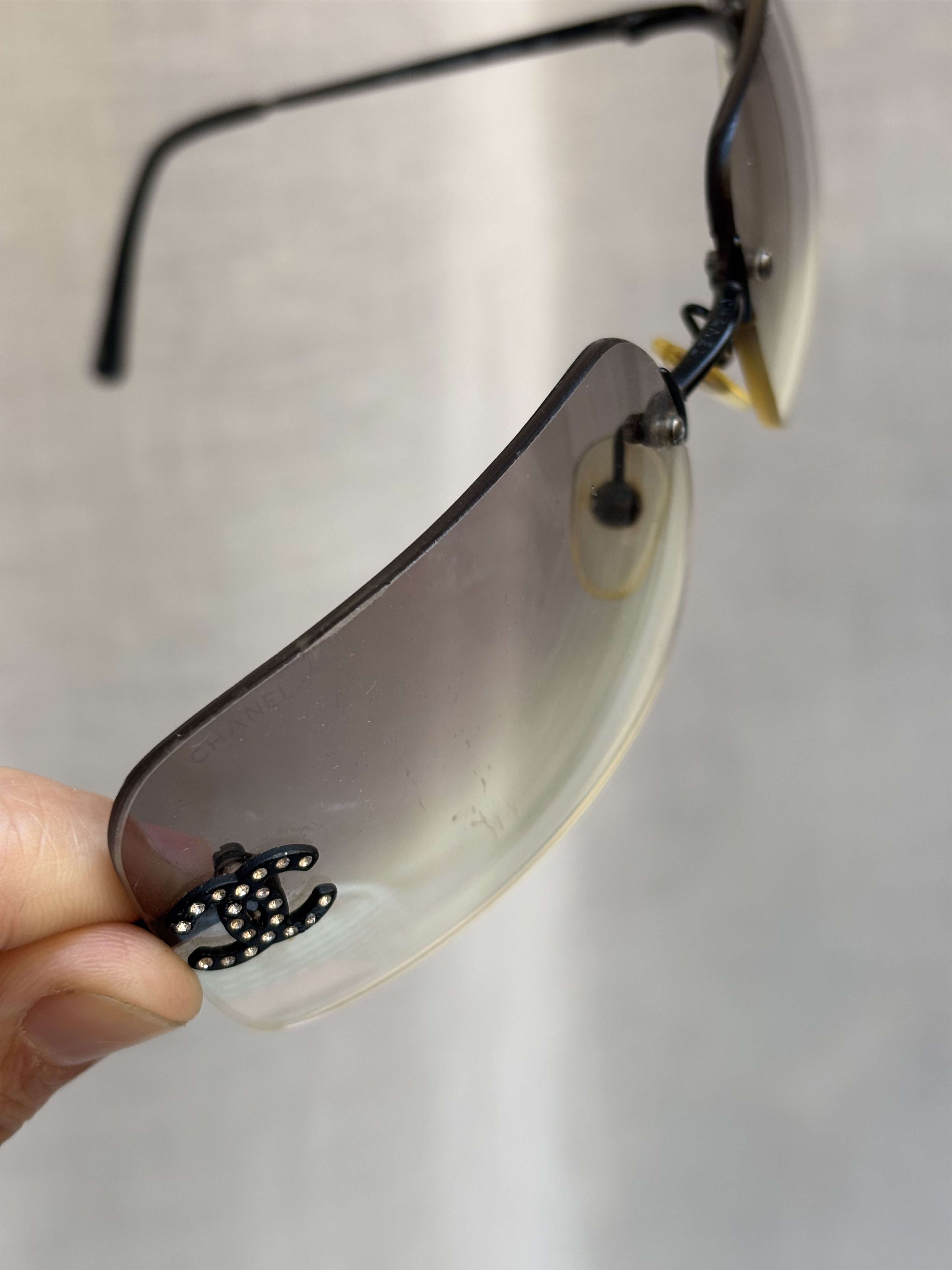 Chanel CHANEL Sunglasses 4017-D Rimless Rhinestone 4017 Vintage Size ONE SIZE - 6 Thumbnail
