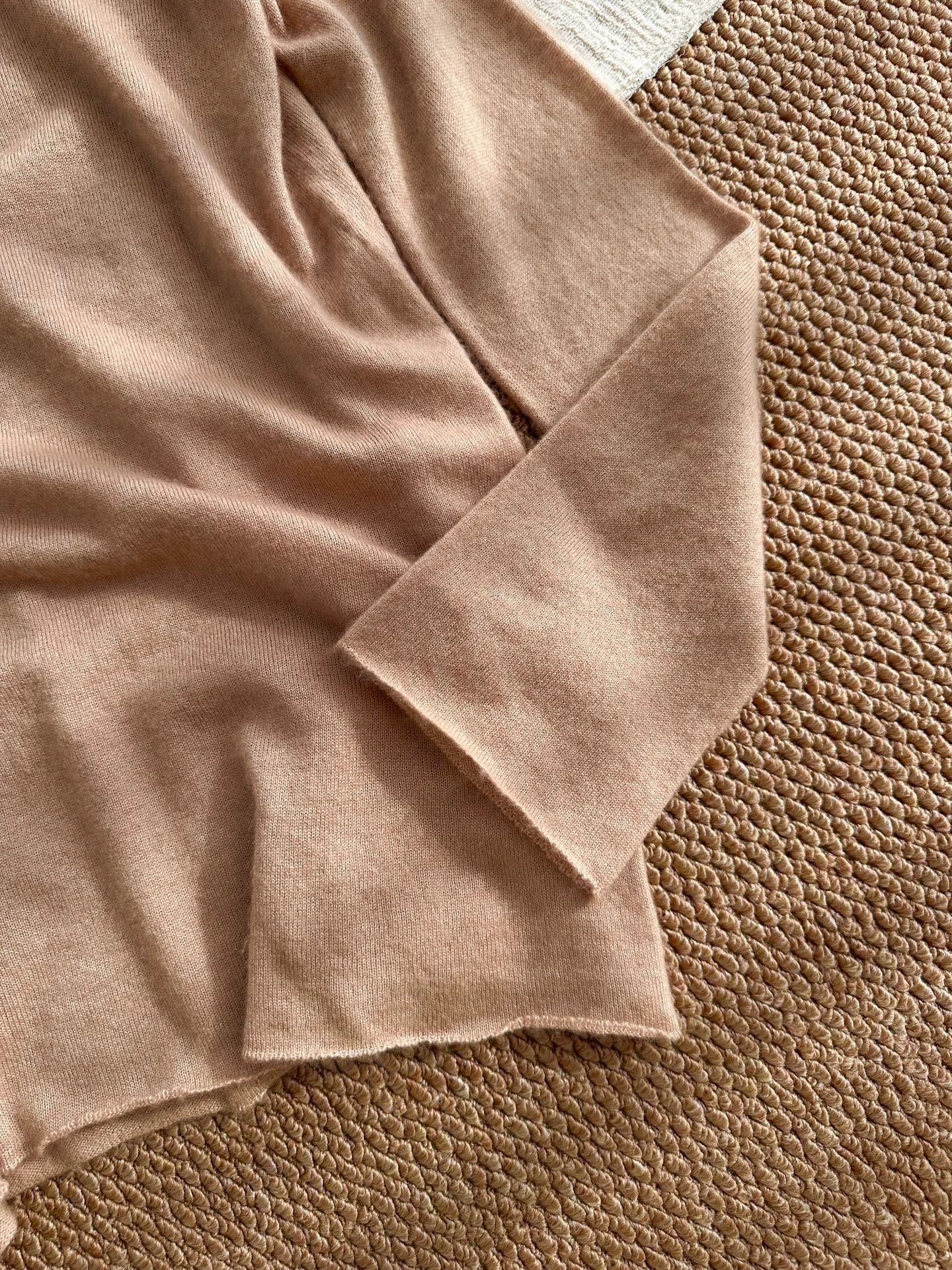 The Rolling Stones THE ROW V-neck long sleeve knit women's tan S Size S / US 4 / IT 40 - 3 Thumbnail