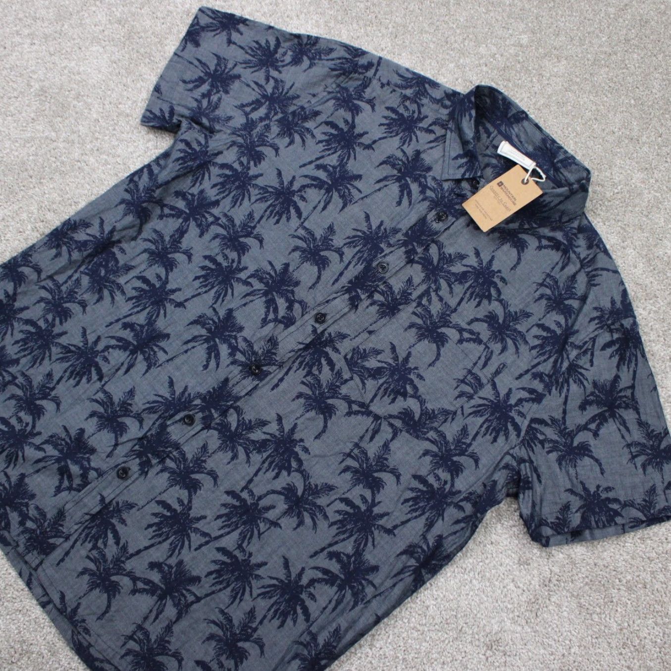 Vintage Mountain Warehouse Hawaiian Shirt NWT Mens XL Blue Tropical Floral S/S Cotton Button-Up Shirt Mens XL Blue Floral Hawaiin Tropical Printed Shirt Size US XL / EU 56 / 4 - 3 Thumbnail