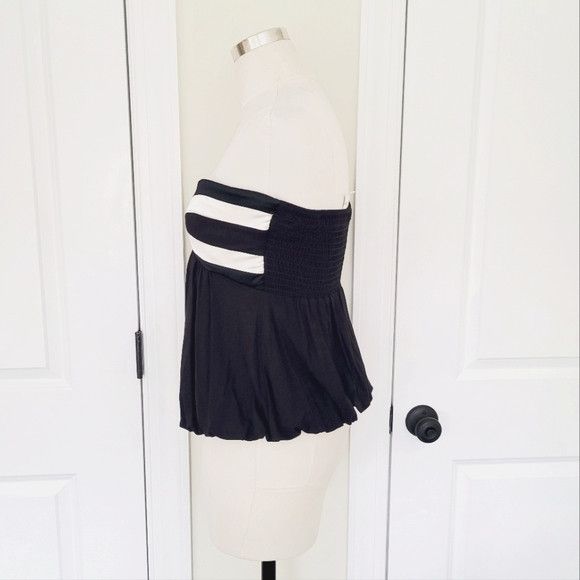 Bebe Strapless Smocked Sweetheart Bubble Hem Top Party Y2K Size M / US 6-8 / IT 42-44 - 4 Thumbnail
