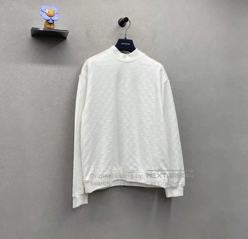 Louis Vuitton Louis Vuitton White logo sweatshirt Size US M / EU 48-50 / 2 - 3 Thumbnail