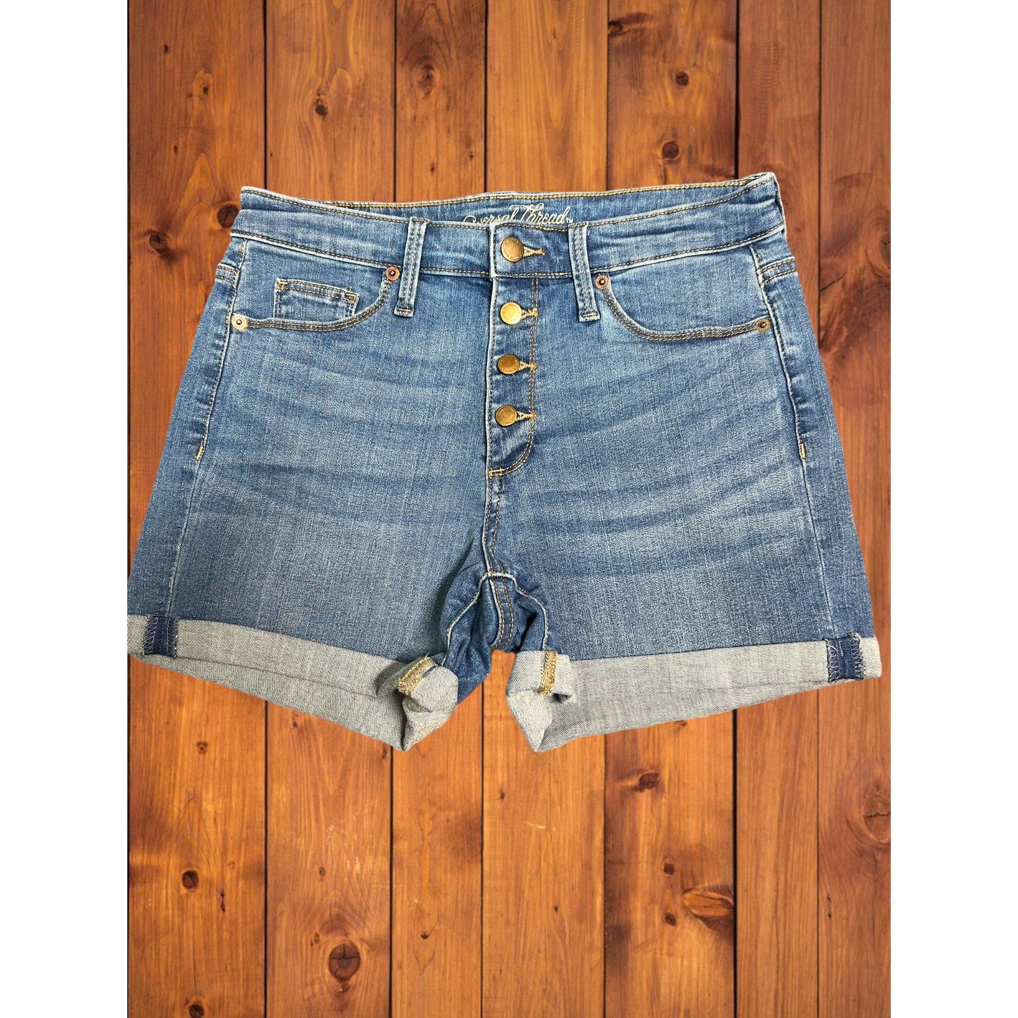 Other Universal Thread High Rise Midi Denim Shorts Button Fly Cuff Size 28" / US 6 / IT 42 - 1 Thumbnail