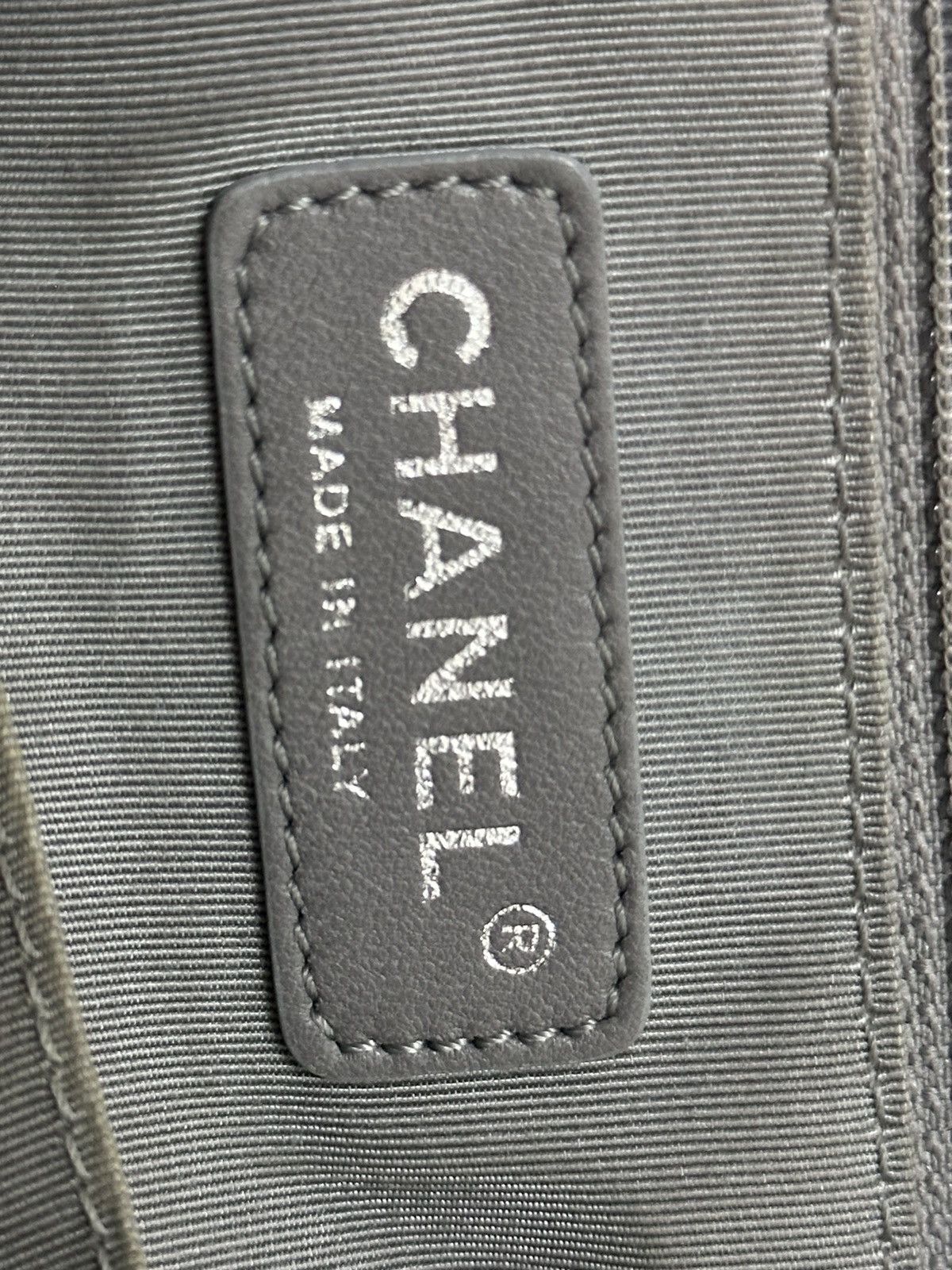 Chanel Chanel Tweed Stitch Quilted Bubble Nylon Tote Bag Size ONE SIZE - 9 Thumbnail