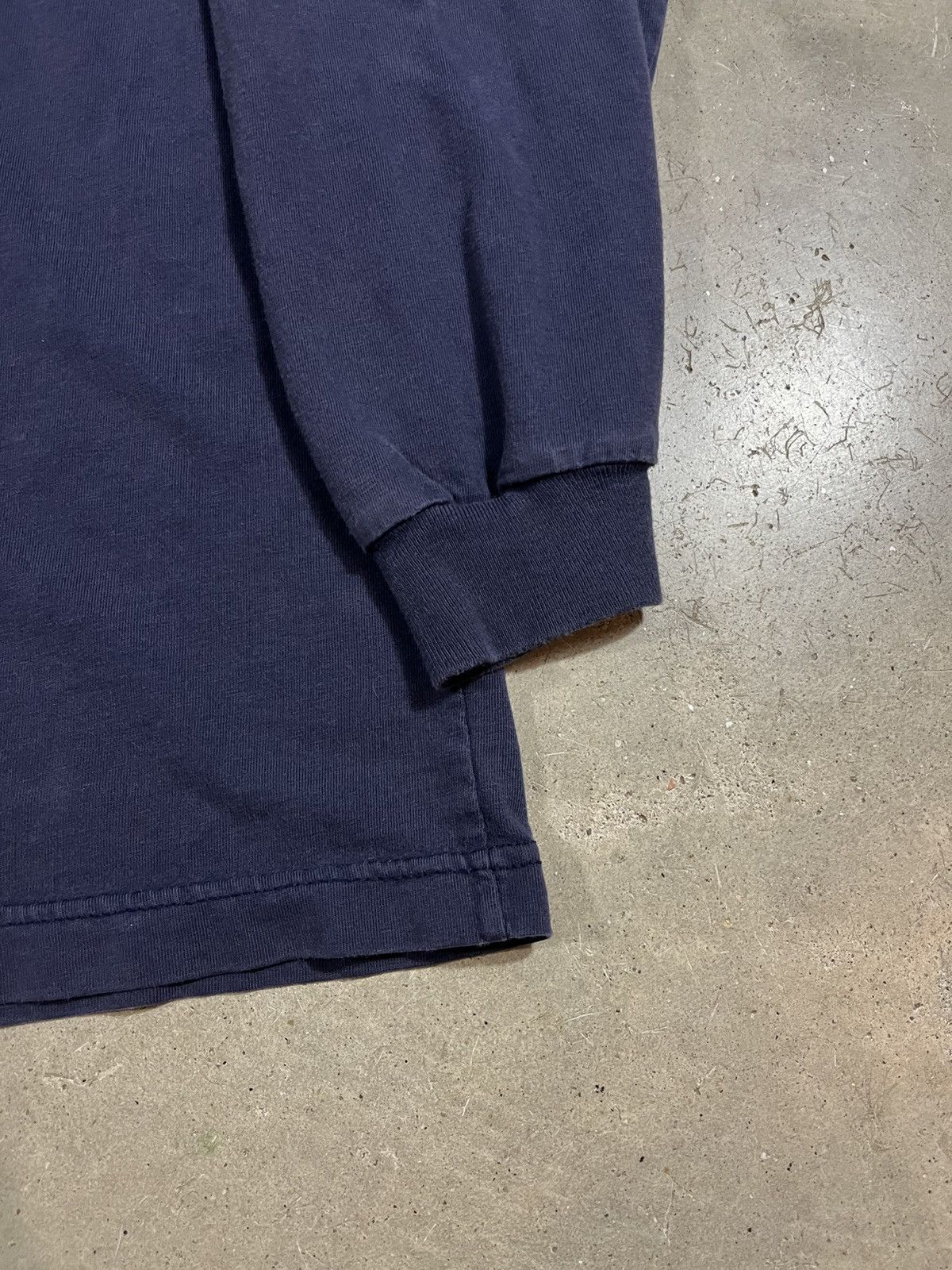 L.L. Bean Vintage 90s LL Bean Faded Navy Blue Long Sleeve Pocket Shirt Size US M / EU 48-50 / 2 - 4 Thumbnail