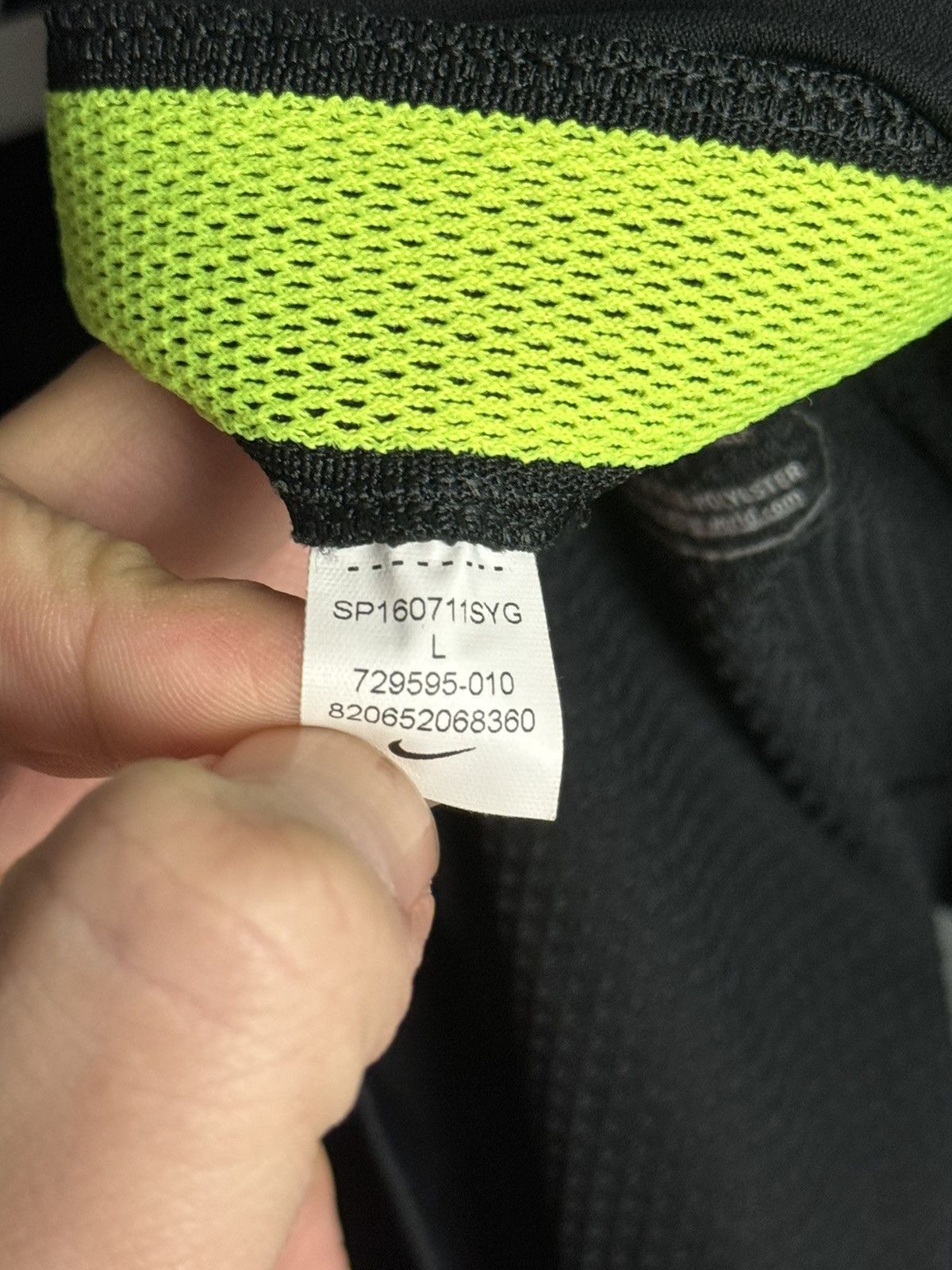 Nike England 16/17 Goalkeeper Player Issue Football Soccer Jersey Size US L / EU 52-54 / 3 - 11 Thumbnail