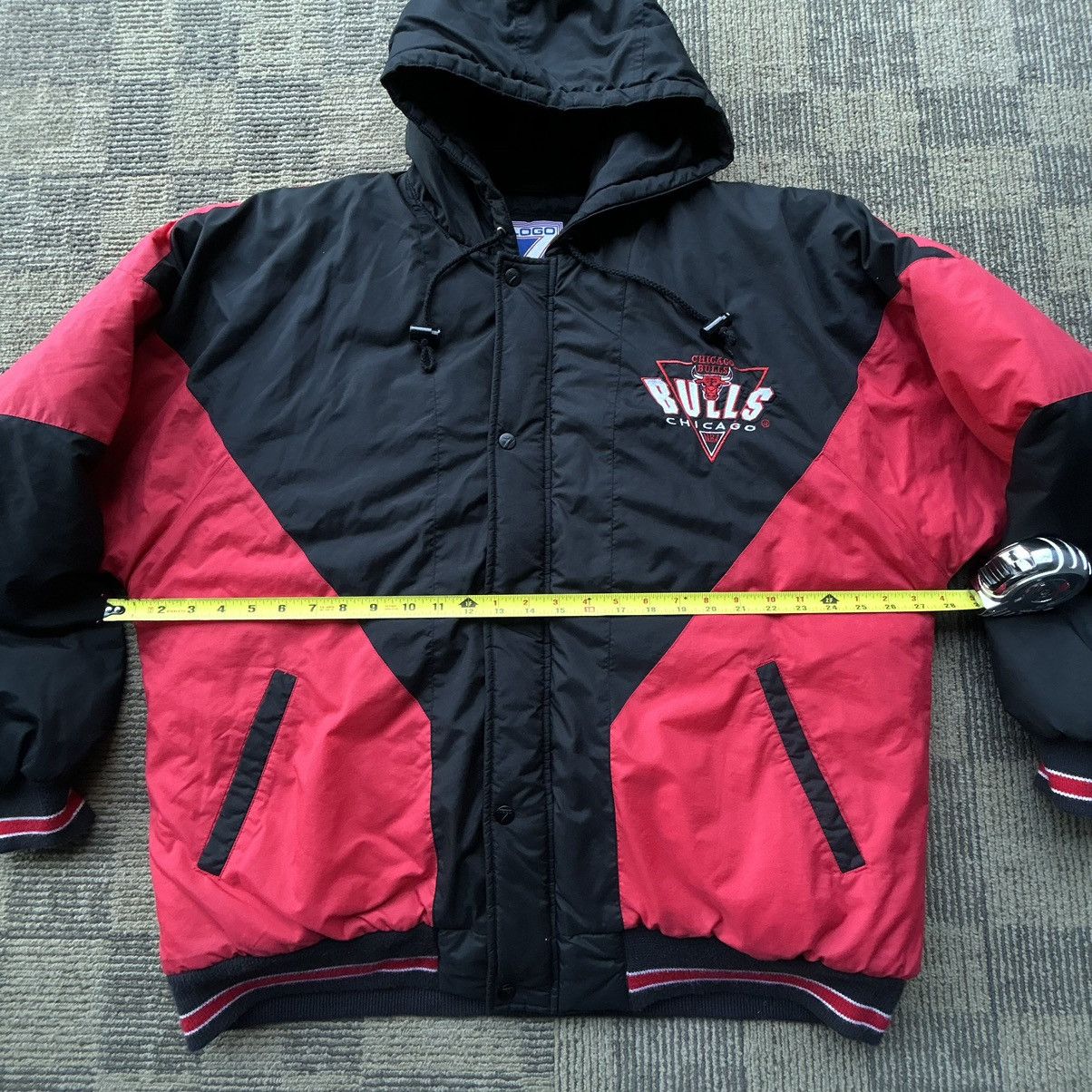 Logo 7 Vintage 90s Chicago Bulls Logo 7 Puffer Jacket Hoodie NBA Size US XL / EU 56 / 4 - 6 Thumbnail