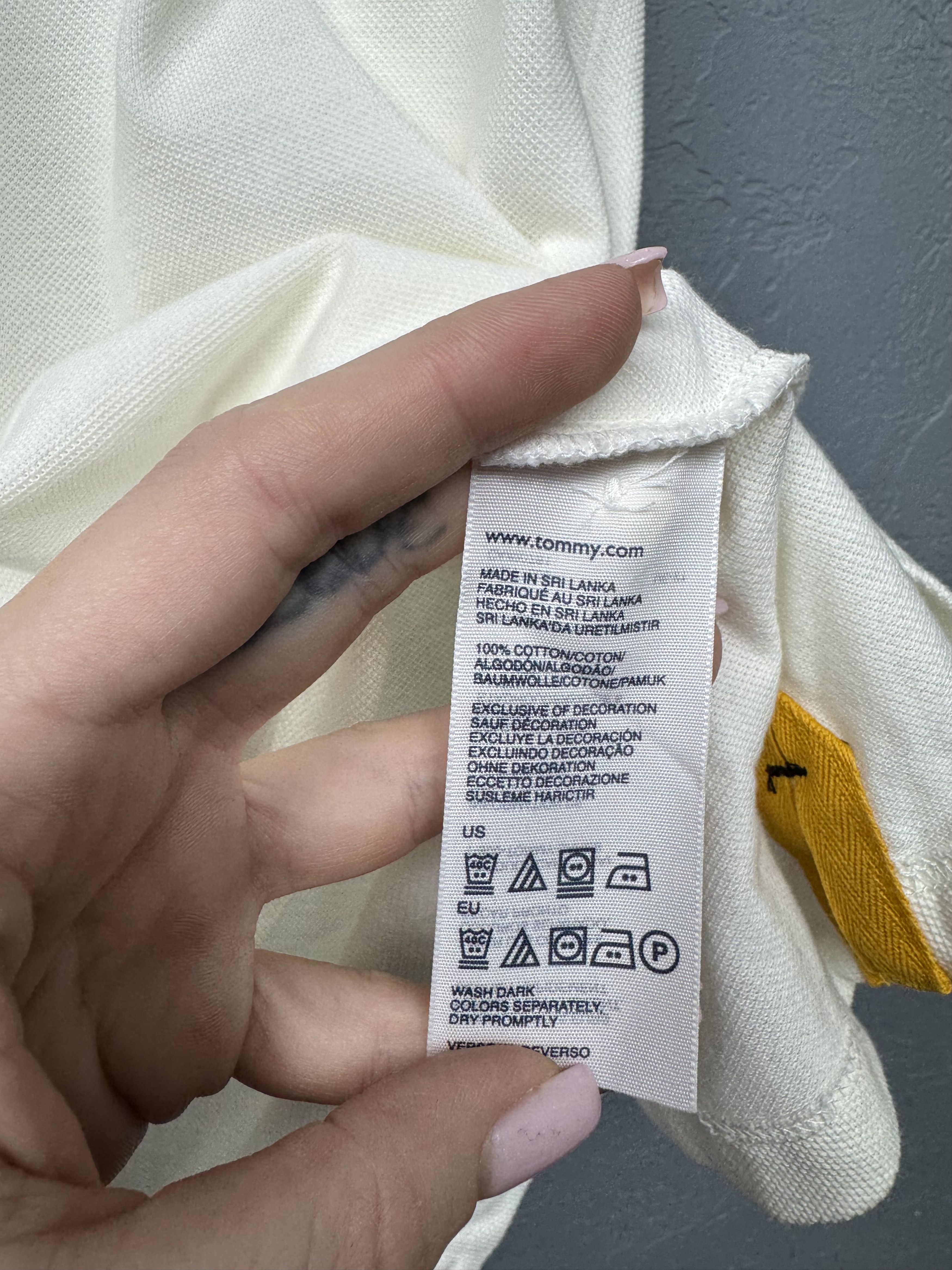 Tommy Hilfiger Tommy Hilfiger Germany Vintage Mens Polo Shirt Size L Size US XL / EU 56 / 4 - 6 Thumbnail