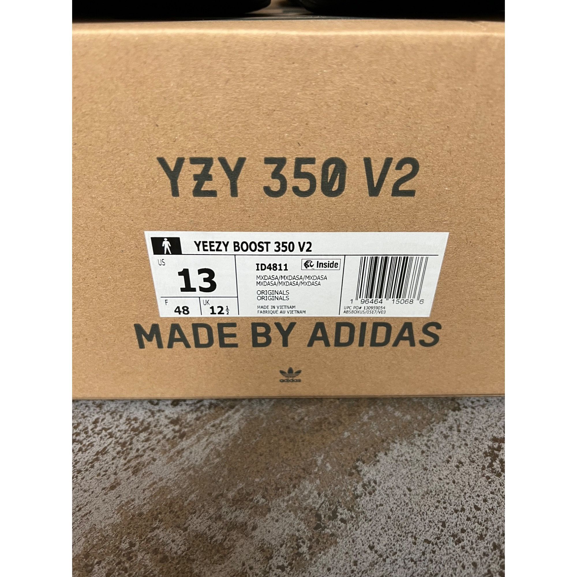 Yeezy adidas Yeezy Boost 350 V2 MX Dark Salt ID4811 Size 13 Size US 13 / EU 46 - 3 Thumbnail