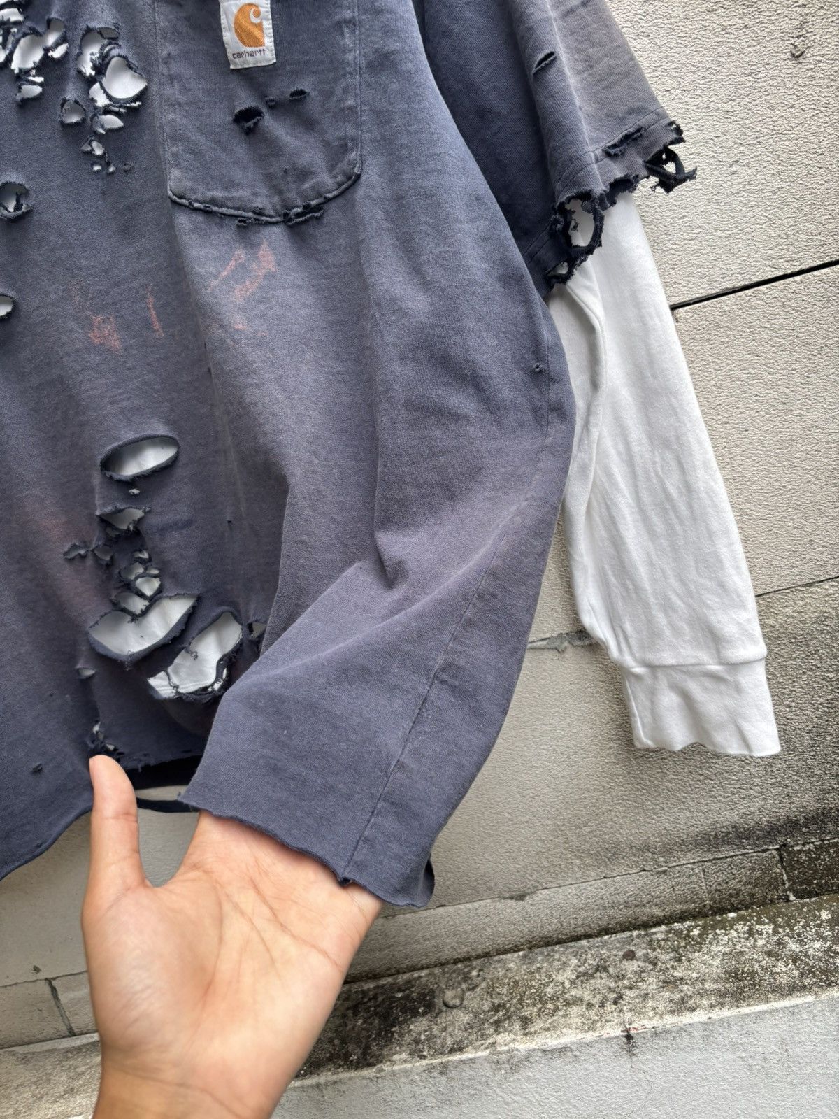 Carhartt Thrashed Carhartt Faded T Shirt Distressed Navy ERD GRUNGE Size US L / EU 52-54 / 3 - 13 Thumbnail