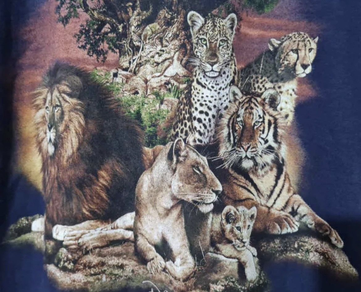 Vintage Disney animal kingdom vintage t shirt official 90s navy Size US L / EU 52-54 / 3 - 2 Thumbnail