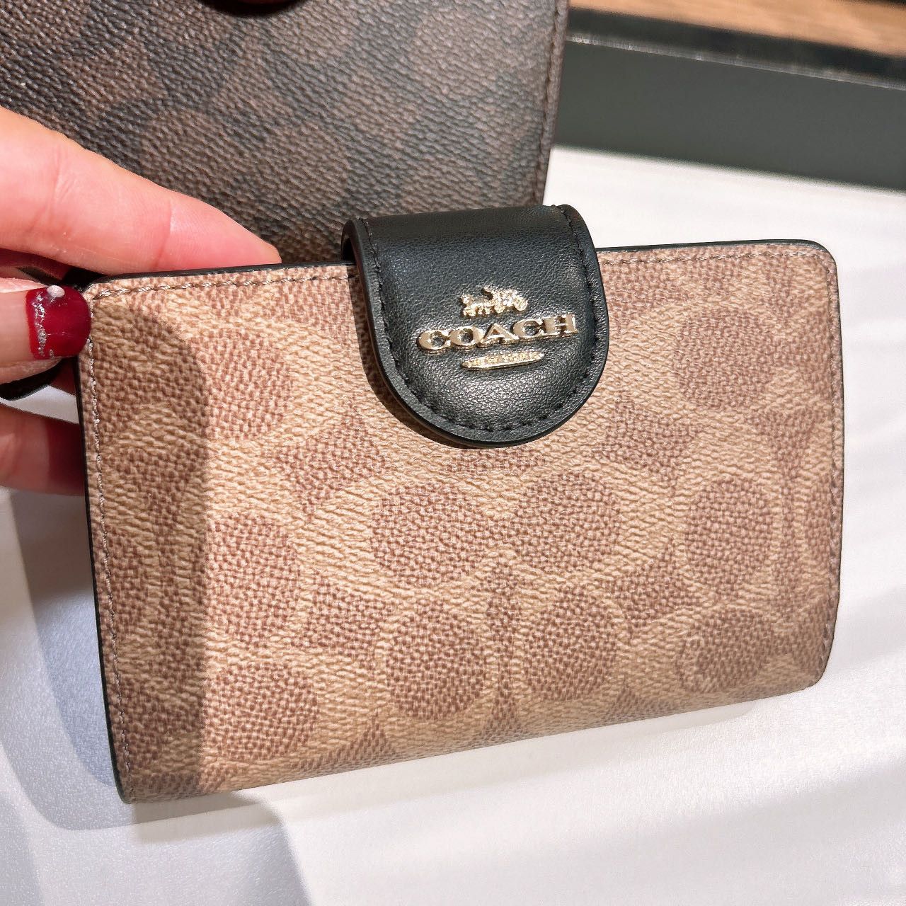 Coach Medium Corner Zip Wallet In Signature Canvas CW786 Size ONE SIZE - 2 Thumbnail