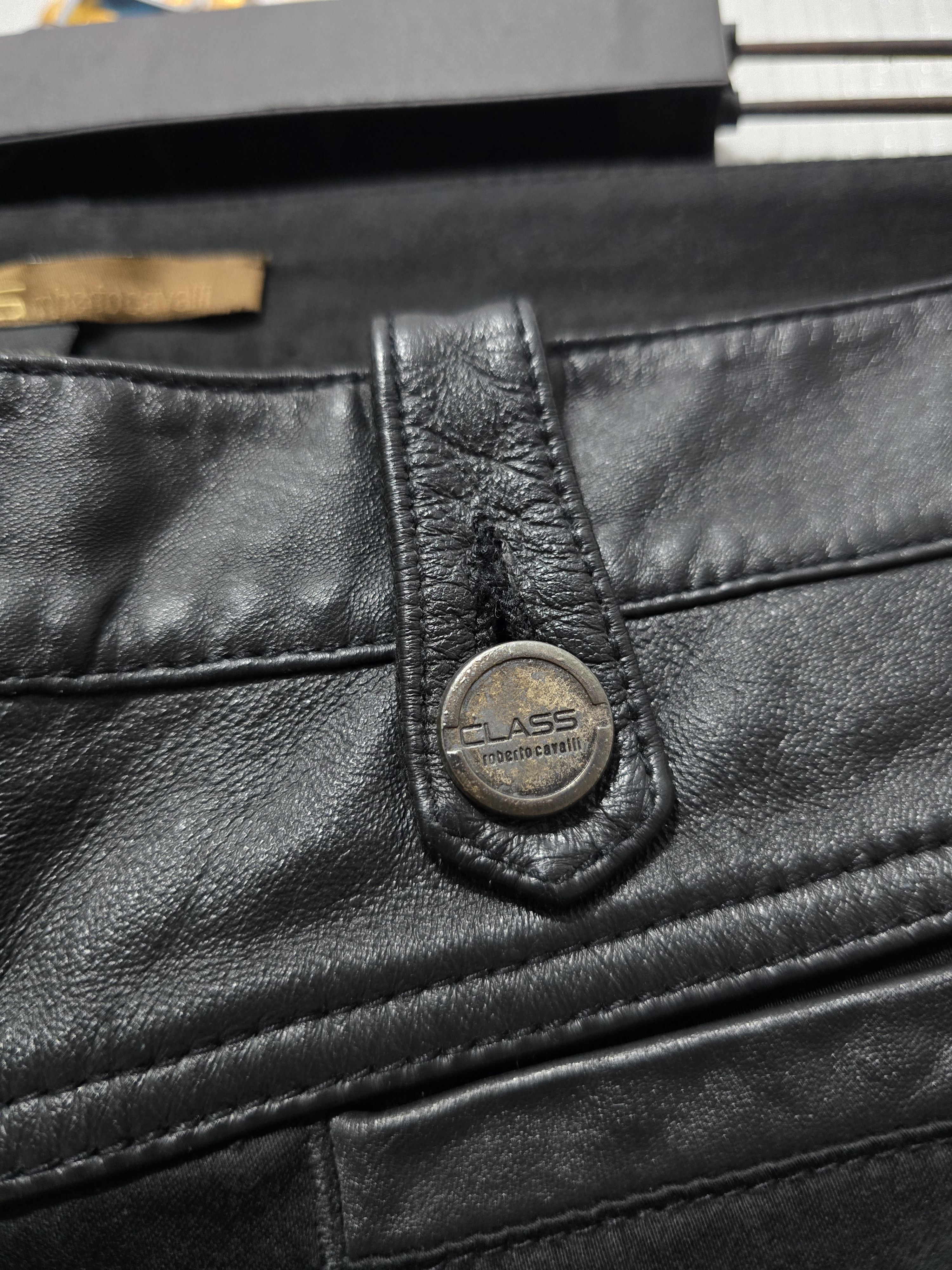 Roberto Cavalli Class Roberto Cavalli trousers leather waistband. VINTAGE Size 42" / US 20 - 4 Thumbnail