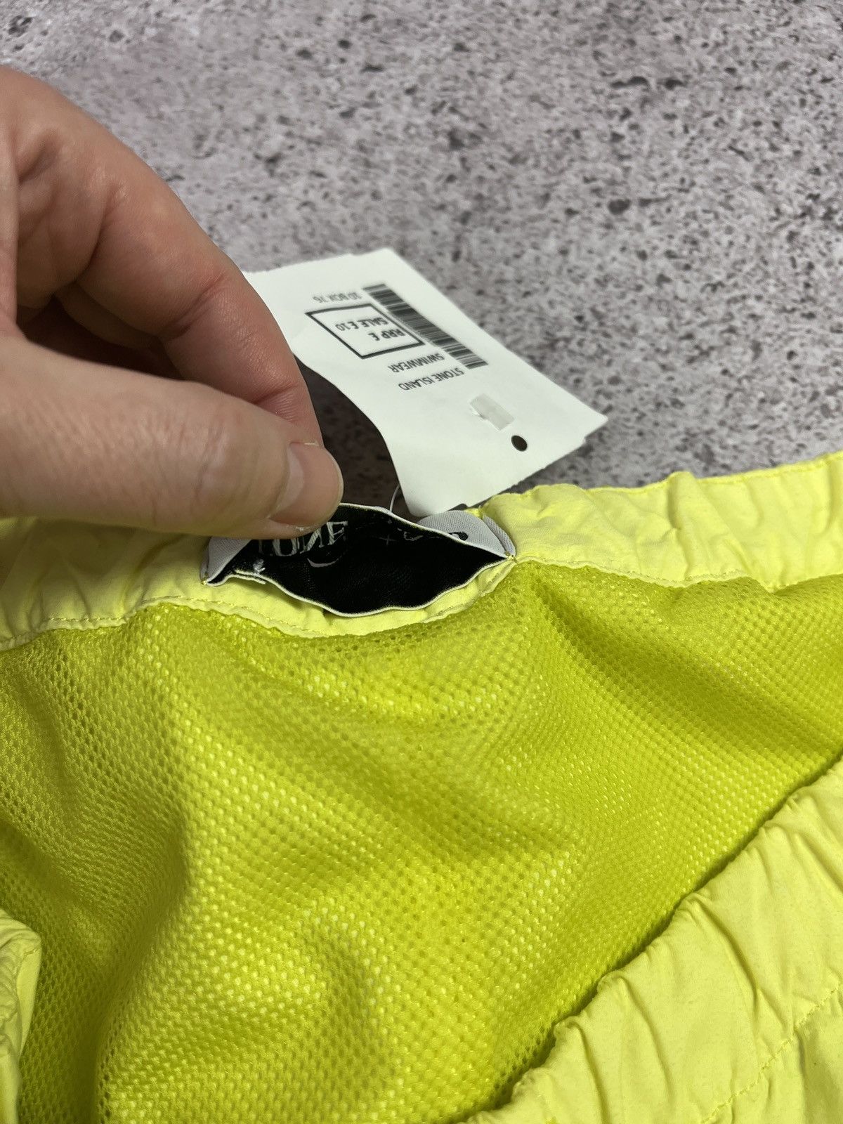 Stone Island Stone Island Nylon Swim Shorts – Neon Yellow (Size M) Size US 32 / EU 48 - 11 Thumbnail