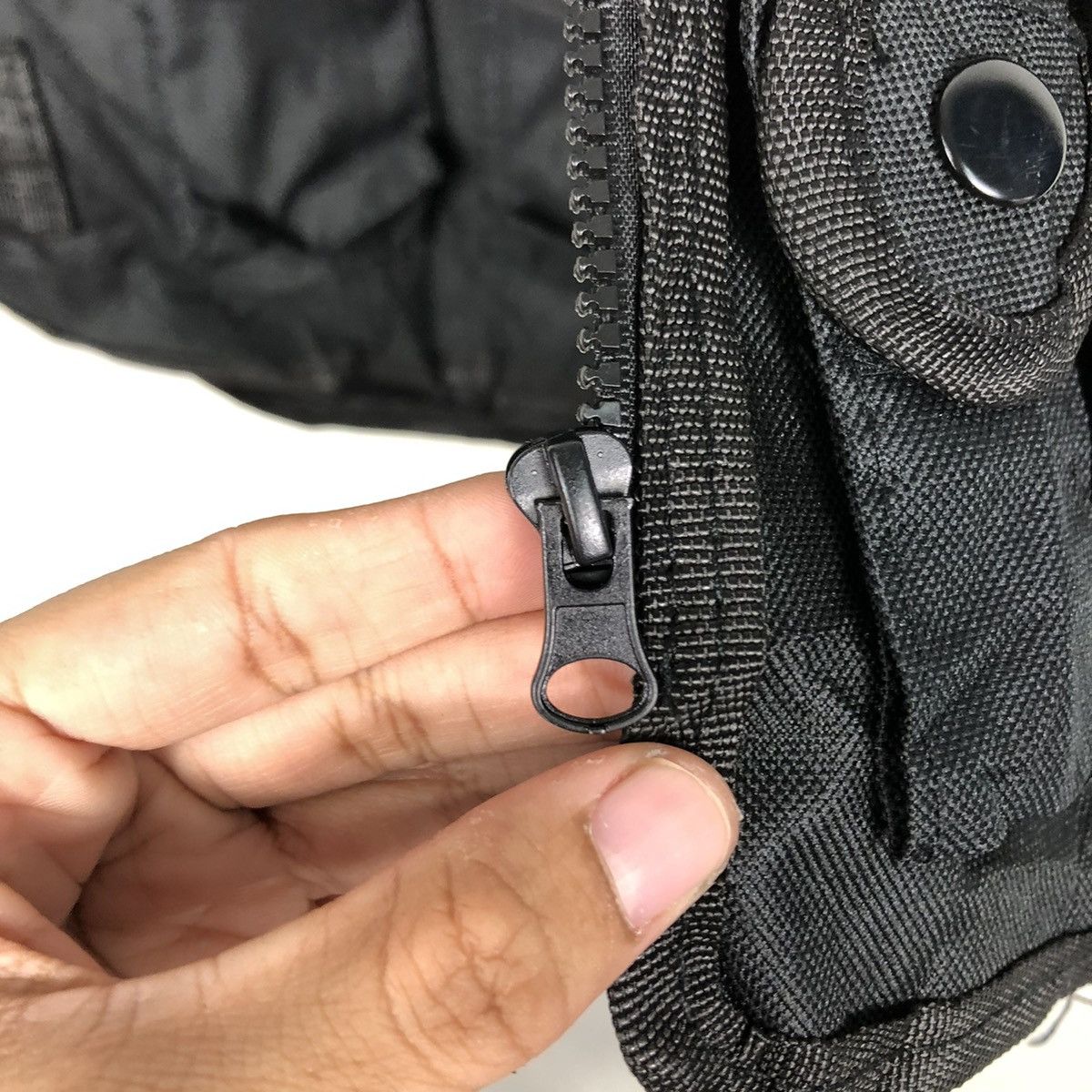 Japanese Brand VINTAGE UTILITY MULTI POCKET PARACHUTE DESIGN SWAT BIG LOGO Size US M / EU 48-50 / 2 - 16 Thumbnail