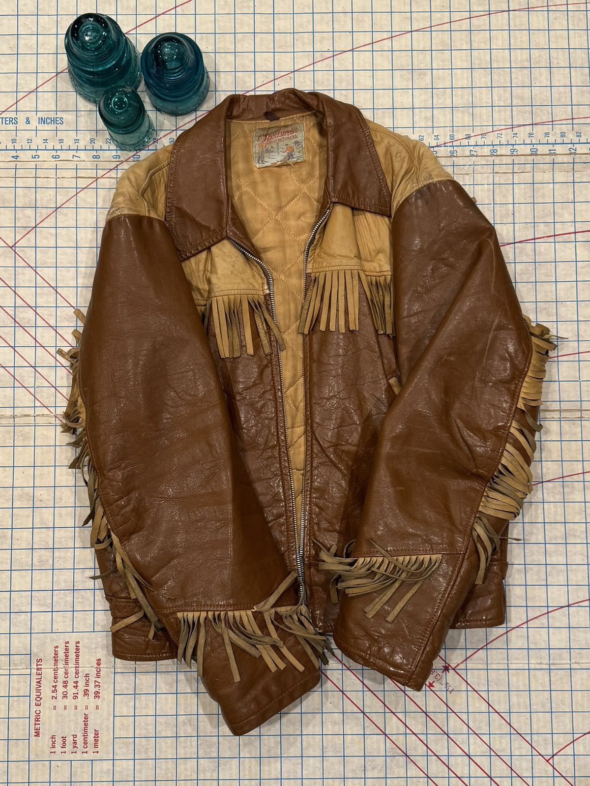 Vintage Vintage Sportswear Manufacturers Horse Hide Fringe Western Size US M / EU 48-50 / 2 - 3 Thumbnail