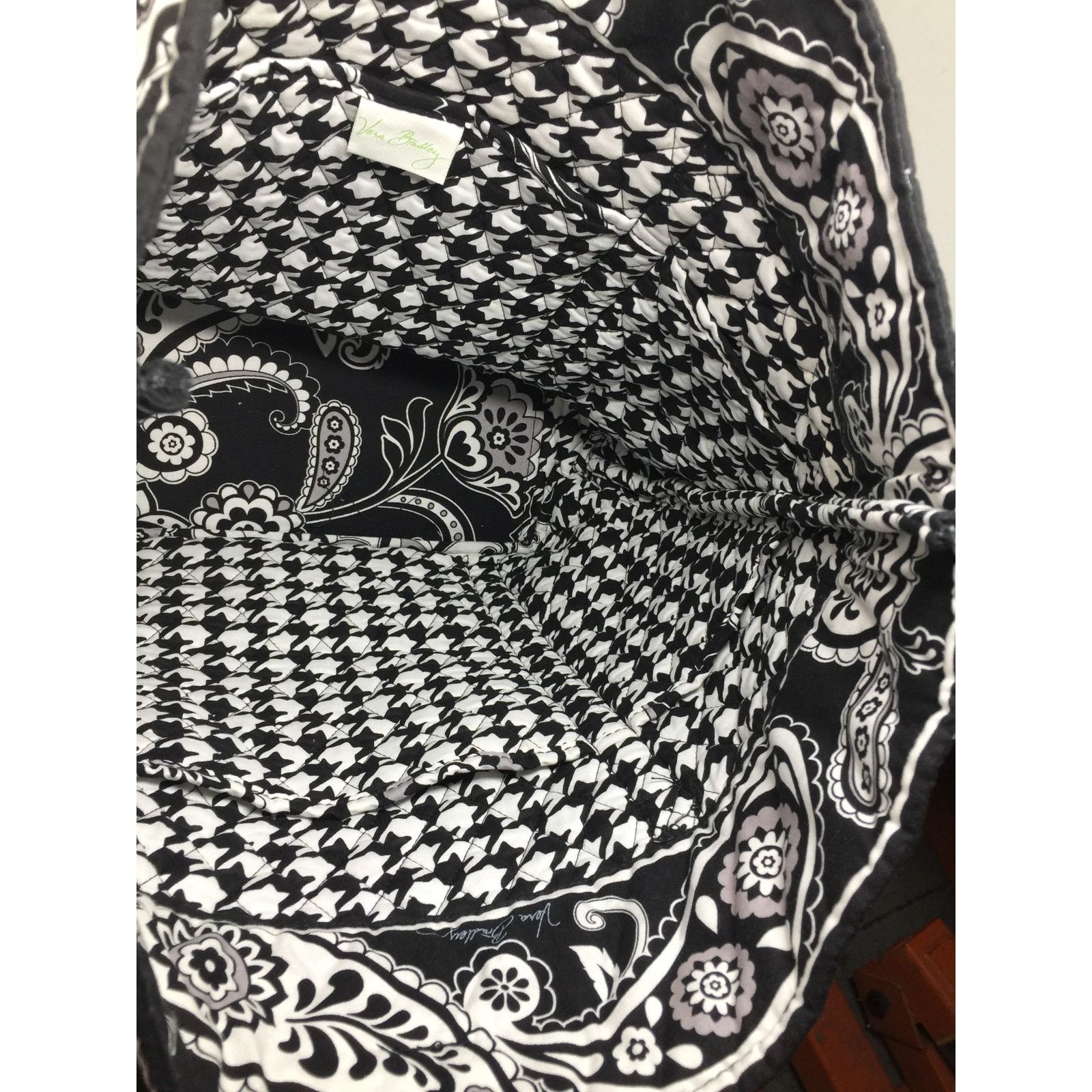 Vera Bradley Vera Bradley Midnight Paisley Tote - New with Tag Size ONE SIZE - 12 Thumbnail