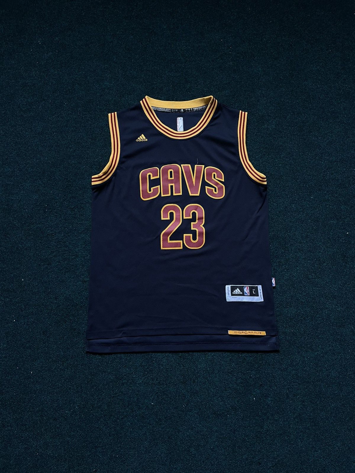 NBA shops Authentics Lebron James Cleveland Cavaliers Jersey Men's 52 Adidas.