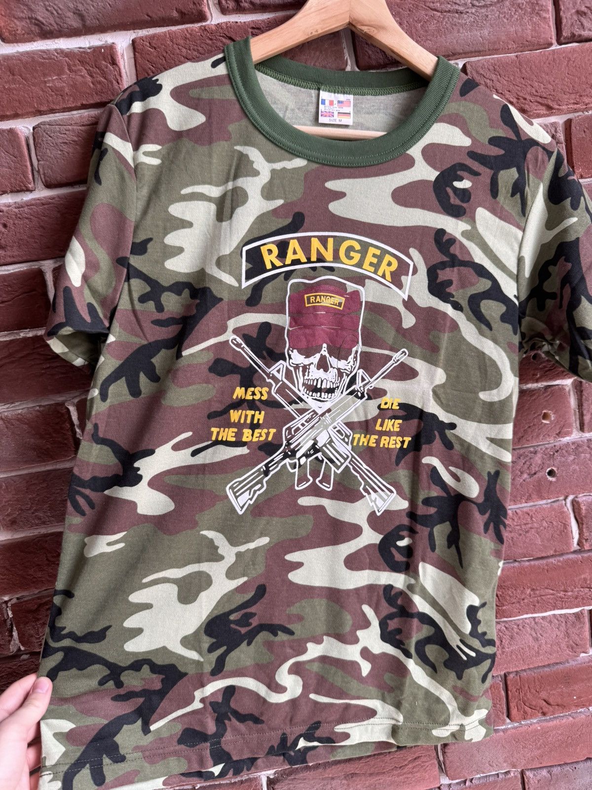 Vintage 90s Vintage Ranger Mess With the best Military Camo T shirt Size US M / EU 48-50 / 2 - 2 Thumbnail