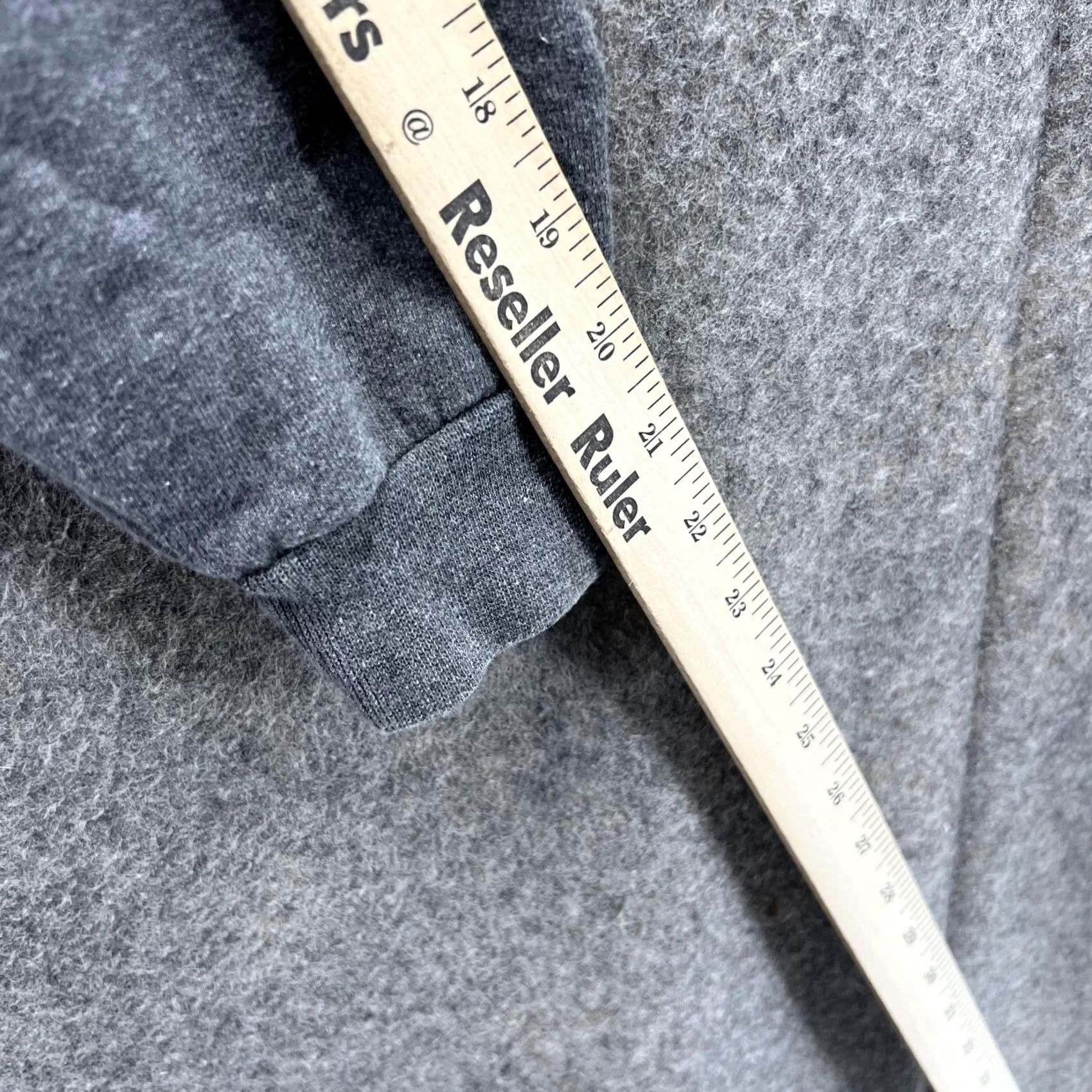 Champion VINTAGE Champion Sweater Men Medium Adult Gray Crewneck Pullover Fleece Cotton Logo Size US M / EU 48-50 / 2 - 4 Thumbnail