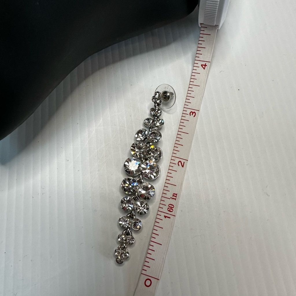 Swarovski Beautiful Swarovski crystals long Earrings Size ONE SIZE - 3 Thumbnail