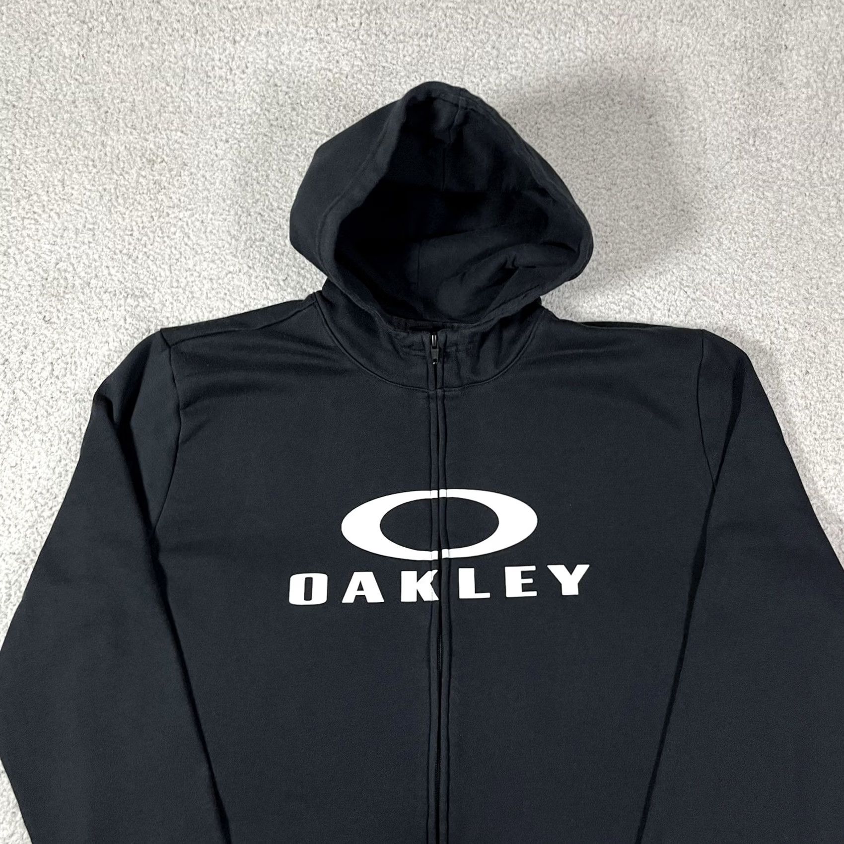 Oakley Oakley Hoodie Mens L Black Full Zip Center O Logo Sweatshirt Y2K Skate Surf Size US L / EU 52-54 / 3 - 3 Thumbnail