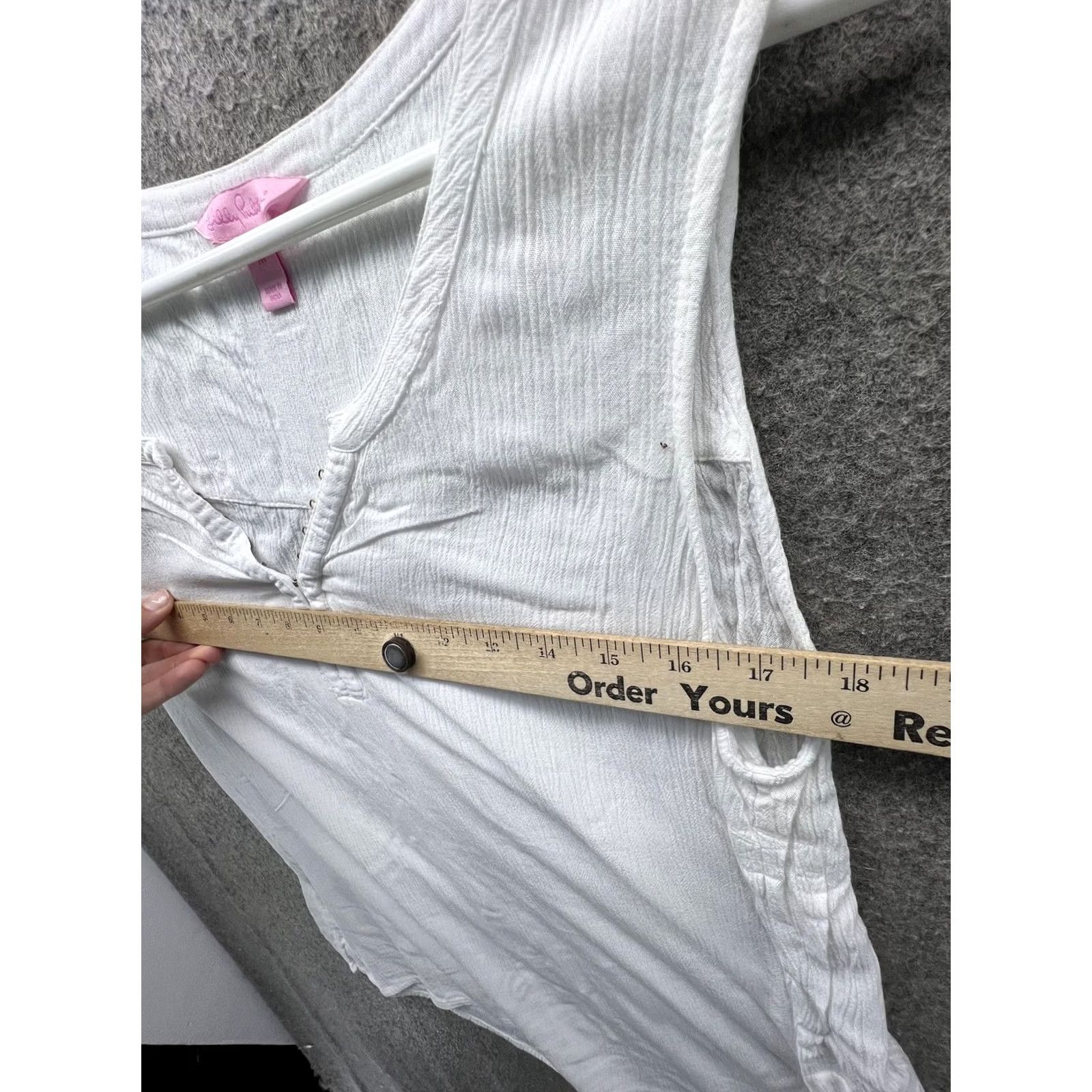 Lilly Pulitzer VINTAGE Lilly Pulitzer Tank Top Womens M White Henley Sleeveless Woven Lightweight Size M / US 6-8 / IT 42-44 - 5 Thumbnail