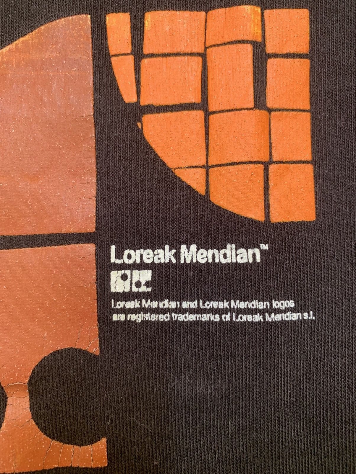 Loreak Mendian 🧢 Vintage Loreak Mendian Campaign Tee – 1990s Original Size XS / US 0-2 / IT 36-38 - 4 Thumbnail