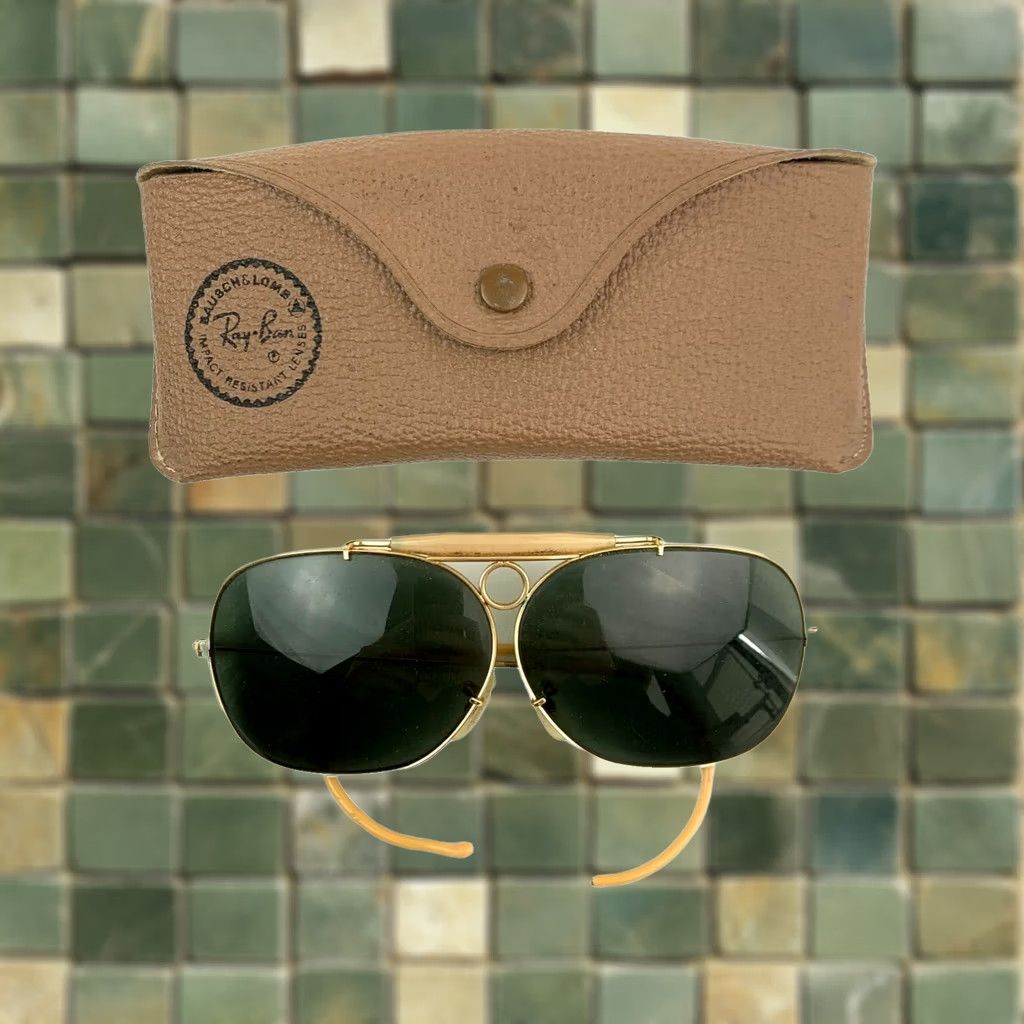 Vintage VINTAGE Ray-Ban Sunglasses Aviator Gold Frames with Cable Arms Unisex Adult Decot Shooter Style Size ONE SIZE - 1 Thumbnail