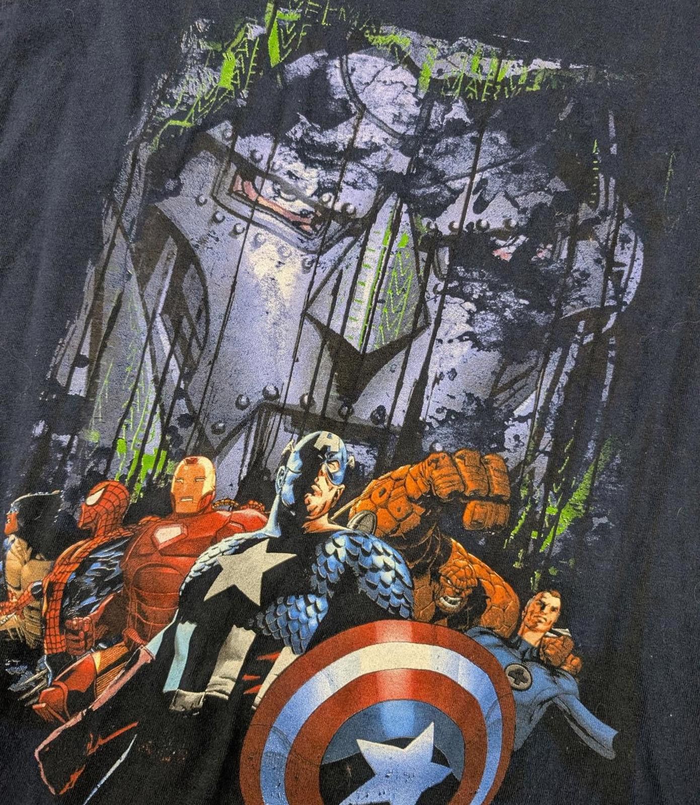 Marvel Comics Marvel Mad Engine Dr. Doom vs Avengers t-shirt Size US L / EU 52-54 / 3 - 2 Thumbnail