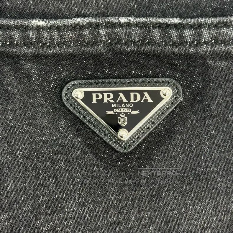 Prada Prada Black nylon triangle side zipper trousers Size 25" / US 0 / IT 36 - 8 Thumbnail