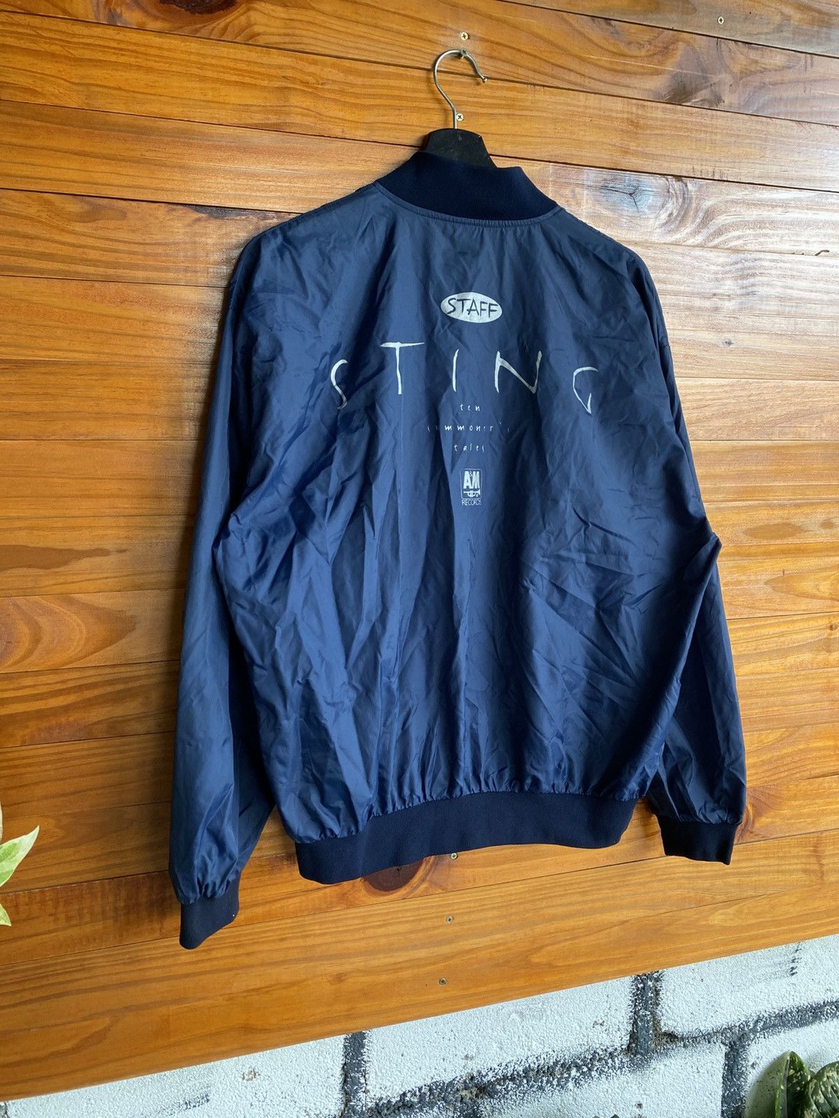 Band Tees Vintage STING Ten Summoner’s Tales Staff Jacket A&M Records Size US L / EU 52-54 / 3 - 10 Thumbnail