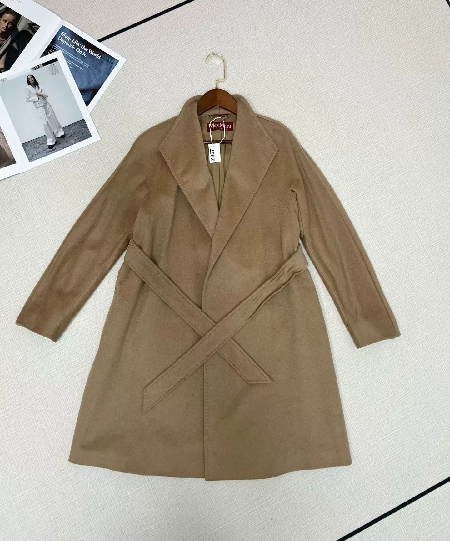 Max Mara MaxMara Cashmere Camel Classic Coat Size US XS / EU 42 / 0 - 1 Thumbnail