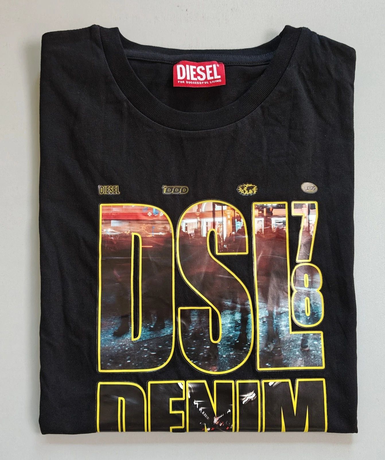 Diesel DIESEL Black T-shirt with DSL 78 Denim print T 4160 Size US M / EU 48-50 / 2 - 1 Thumbnail