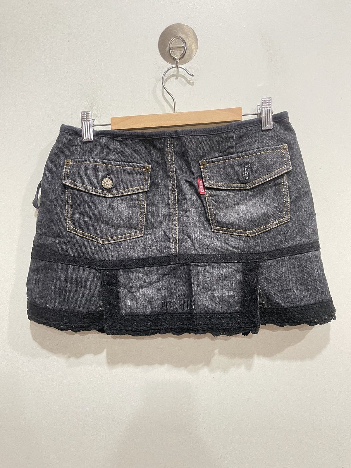 Designer × Japanese Brand × Vintage Pink House Wrap Mini Skirt Size 30" / US 8 / IT 44 - 2 Thumbnail