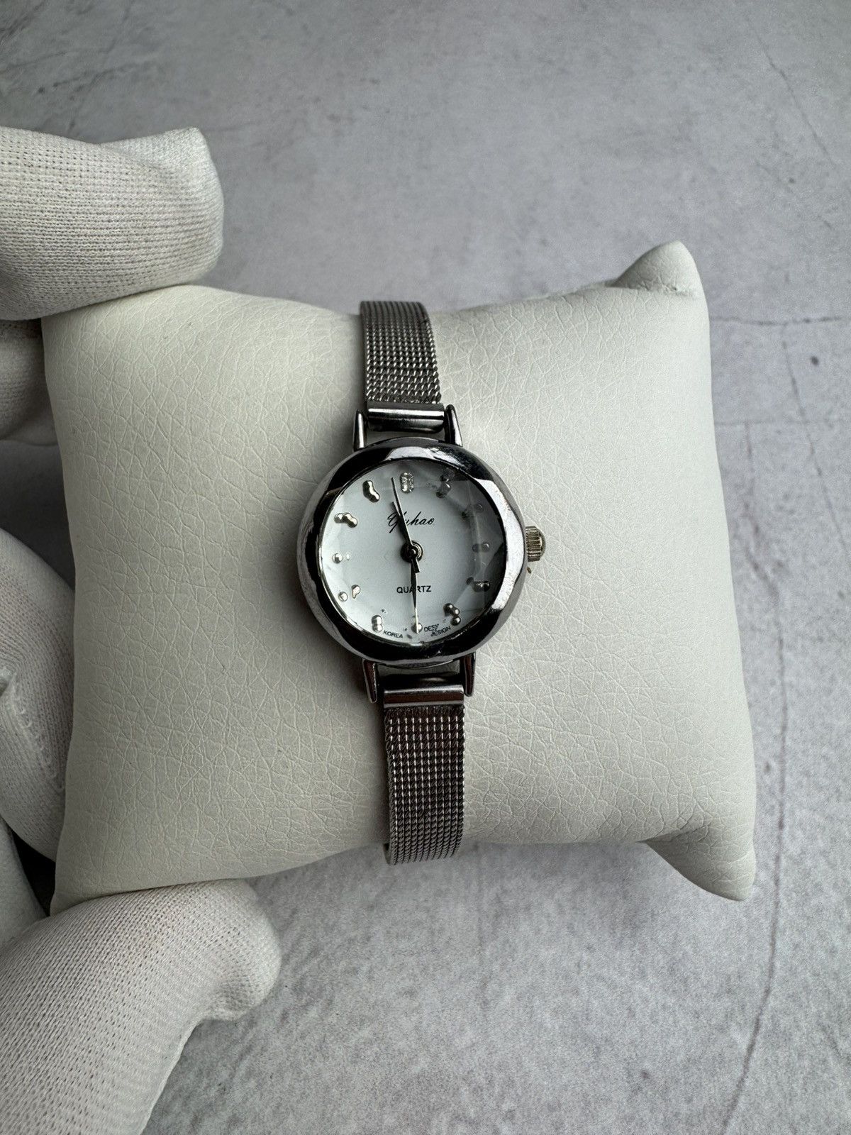 Japanese Brand × Vintage Vintage Futuristic Watch Vintage Size ONE SIZE - 1 Thumbnail