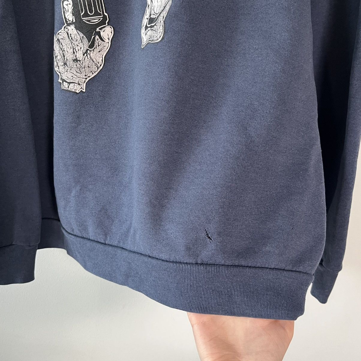 Vintage Dark Graphic Hoodie with Gun & Clown Print - Edgy Streetwear Size US XL / EU 56 / 4 - 8 Thumbnail