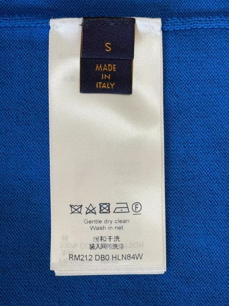 Louis Vuitton LOUIS VUITTON Blue knit short sleeves Size US S / EU 44-46 / 1 - 7 Thumbnail