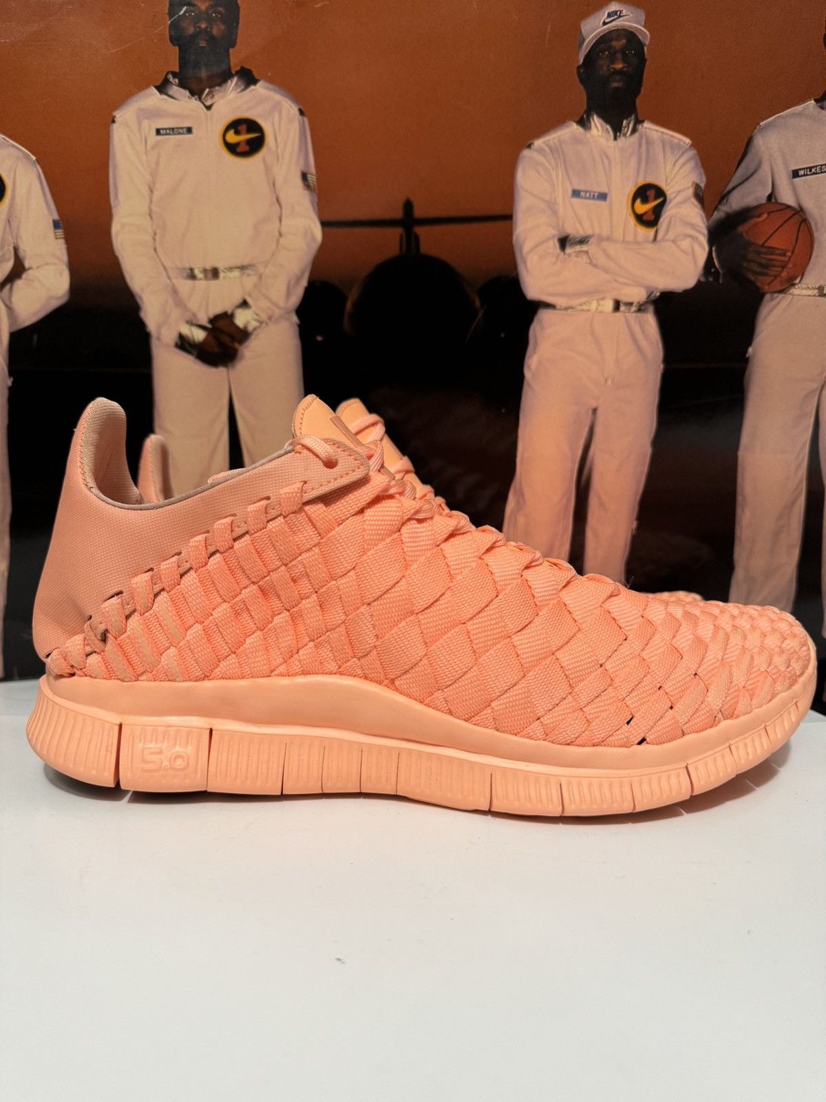 Nike Nike Free Inneva Woven Tech SP Sunset Sz 10.5 705797-888 Size US 10.5 / EU 43-44 - 3 Thumbnail
