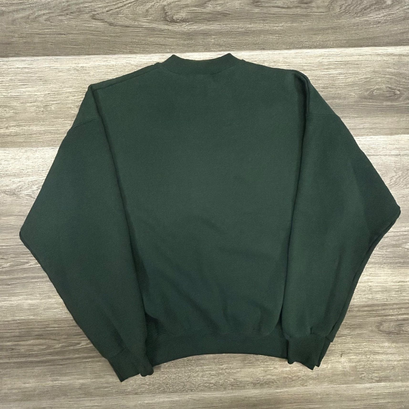 Mickey & Co. VINTAGE Mickey Sweatshirt Mens XL Green Embroidered Mickey Mouse Graphic 90s Pullover Crew Neck Size US XL / EU 56 / 4 - 2 Thumbnail