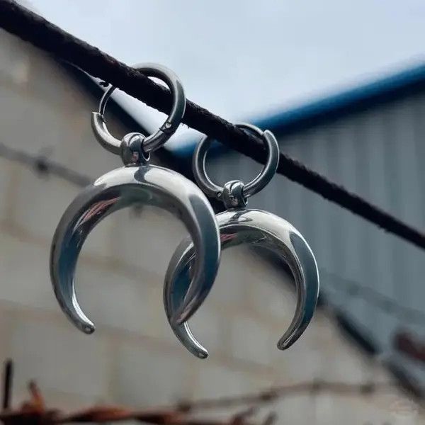 Other Harajuku Moon Hoop Earrings Size ONE SIZE - 1 Thumbnail