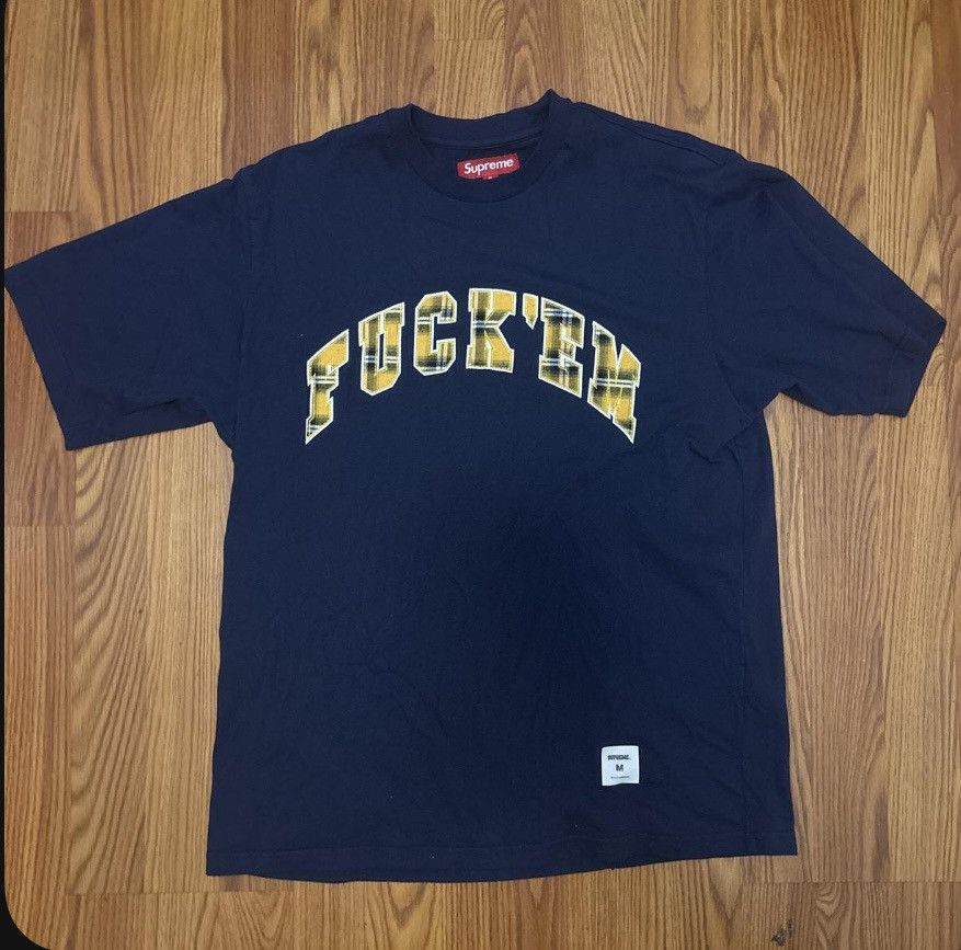 Supreme Supreme Week Fuck Em Tee Size US M / EU 48-50 / 2 - 3 Thumbnail