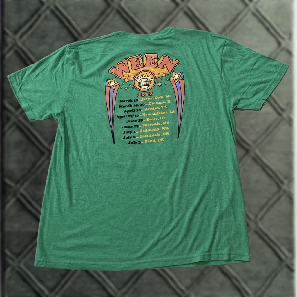 Gildan VINTAGE Ween I Gots A Weasel By Steven Rhodes 2022 Tour Shirt XL Dean Gene Boognish Shirt Men's Green 2020s Graphic Print Limited Edition Gildan Size US XL / EU 56 / 4 - 1 Thumbnail