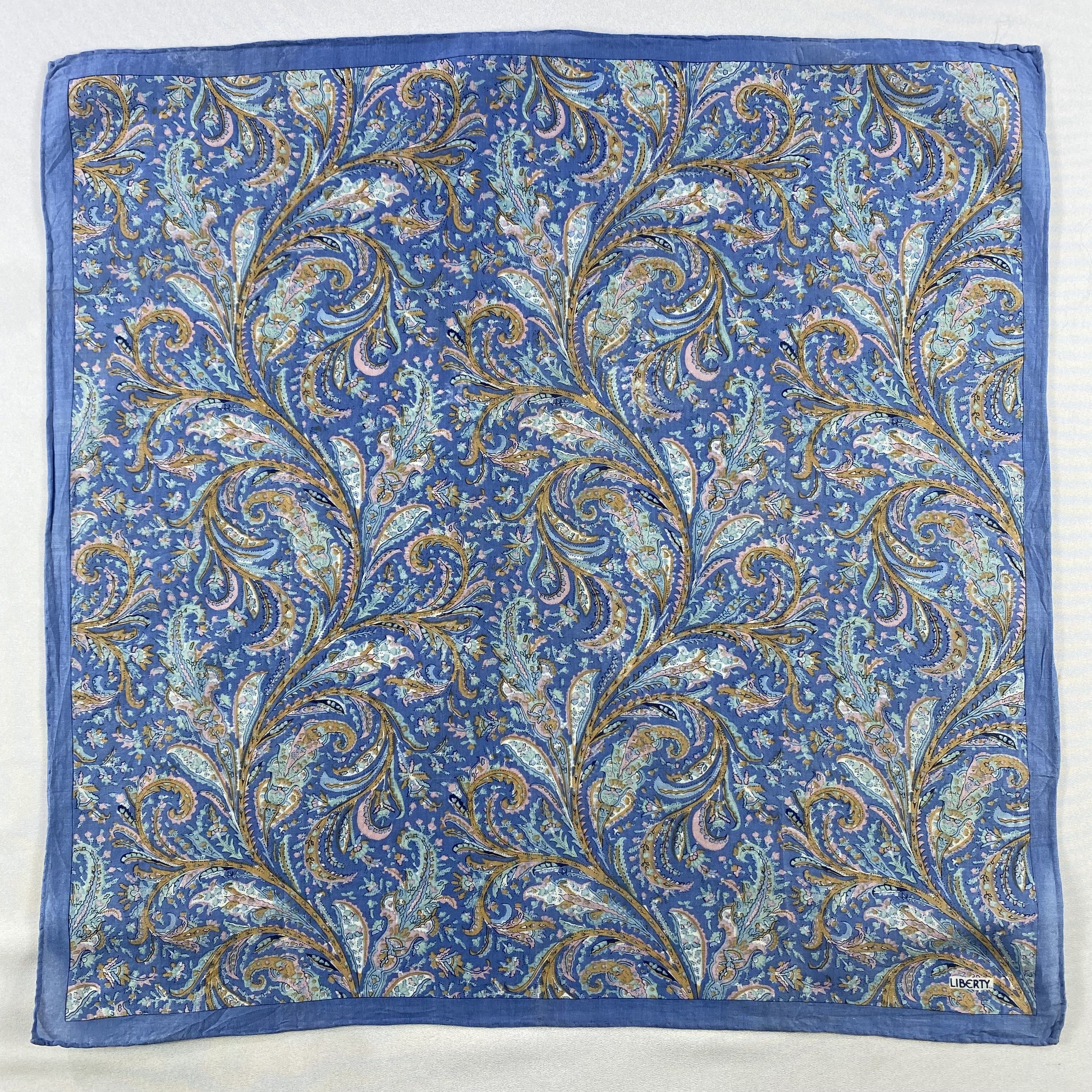Liberty × Vintage Liberty Bandana/ Handkerchief / Neckerchief Size ONE SIZE - 1 Thumbnail