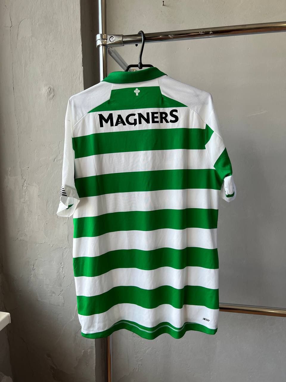 New Balance 2019/20 CELTIC FC HOME SOCCER JERSEY FOOTBALL SHIRT NB SZ L Size US L / EU 52-54 / 3 - 13 Thumbnail
