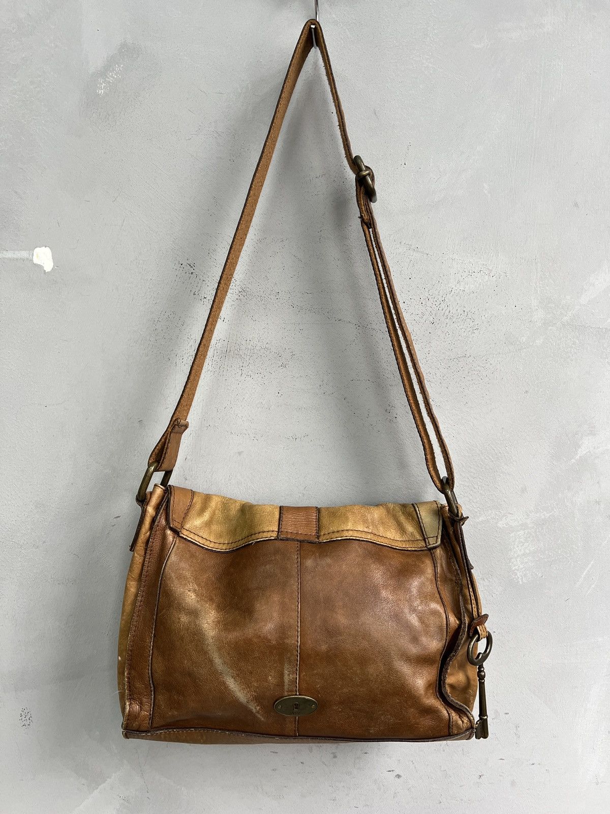 Fossil Kmrii style leather avant garde shoulder bag y2k Size ONE SIZE - 4 Thumbnail