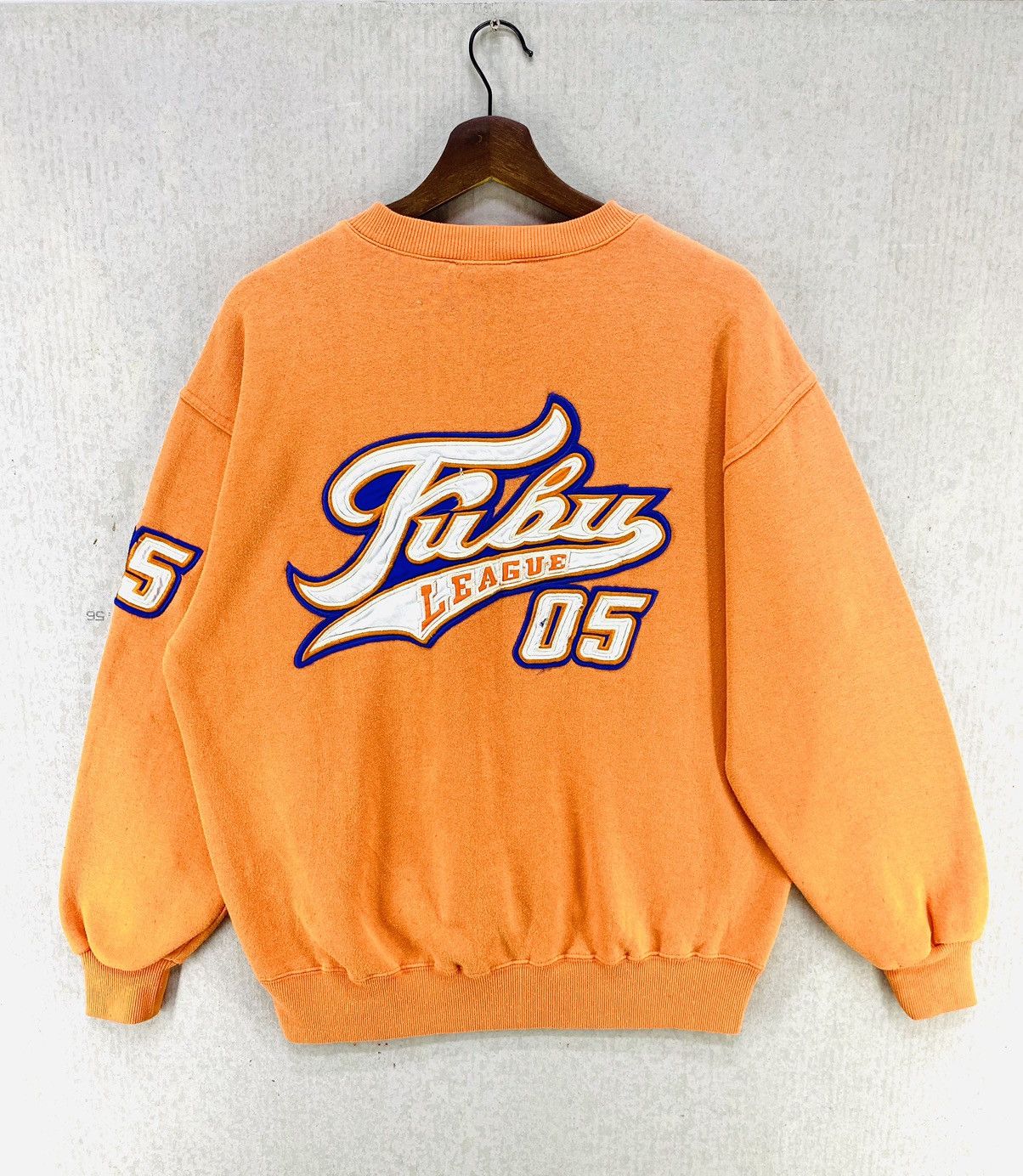 Fubu Vintage Fubu League 05 Sweatshirt Big Spellout Crewneck Size US L / EU 52-54 / 3 - 2 Thumbnail